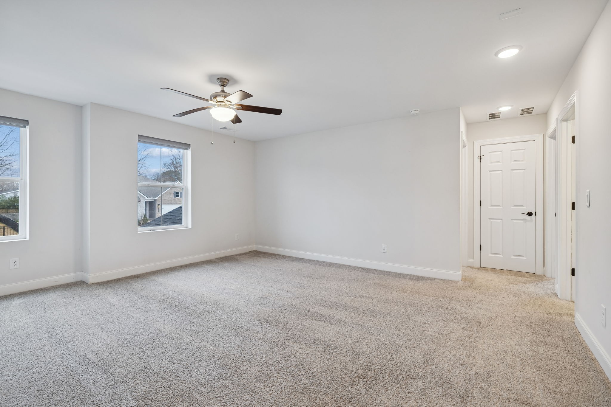 3015 Fernwood Ln