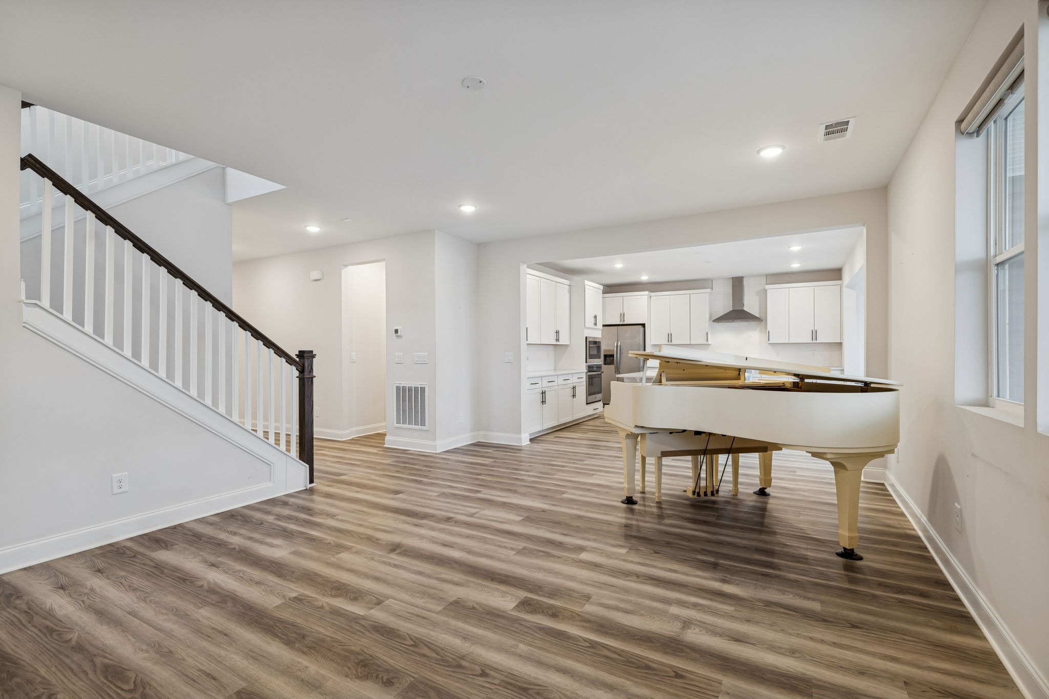3015 Fernwood Ln