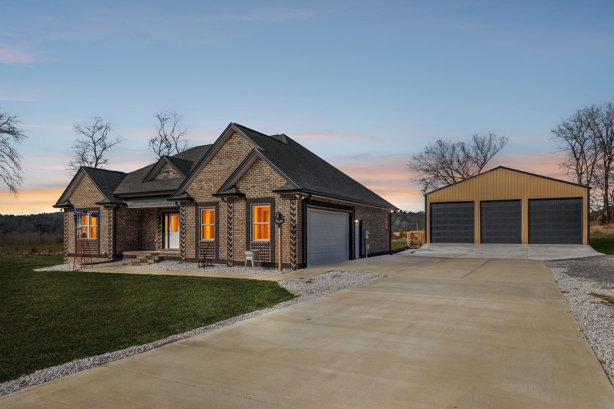 3565 Highway 10