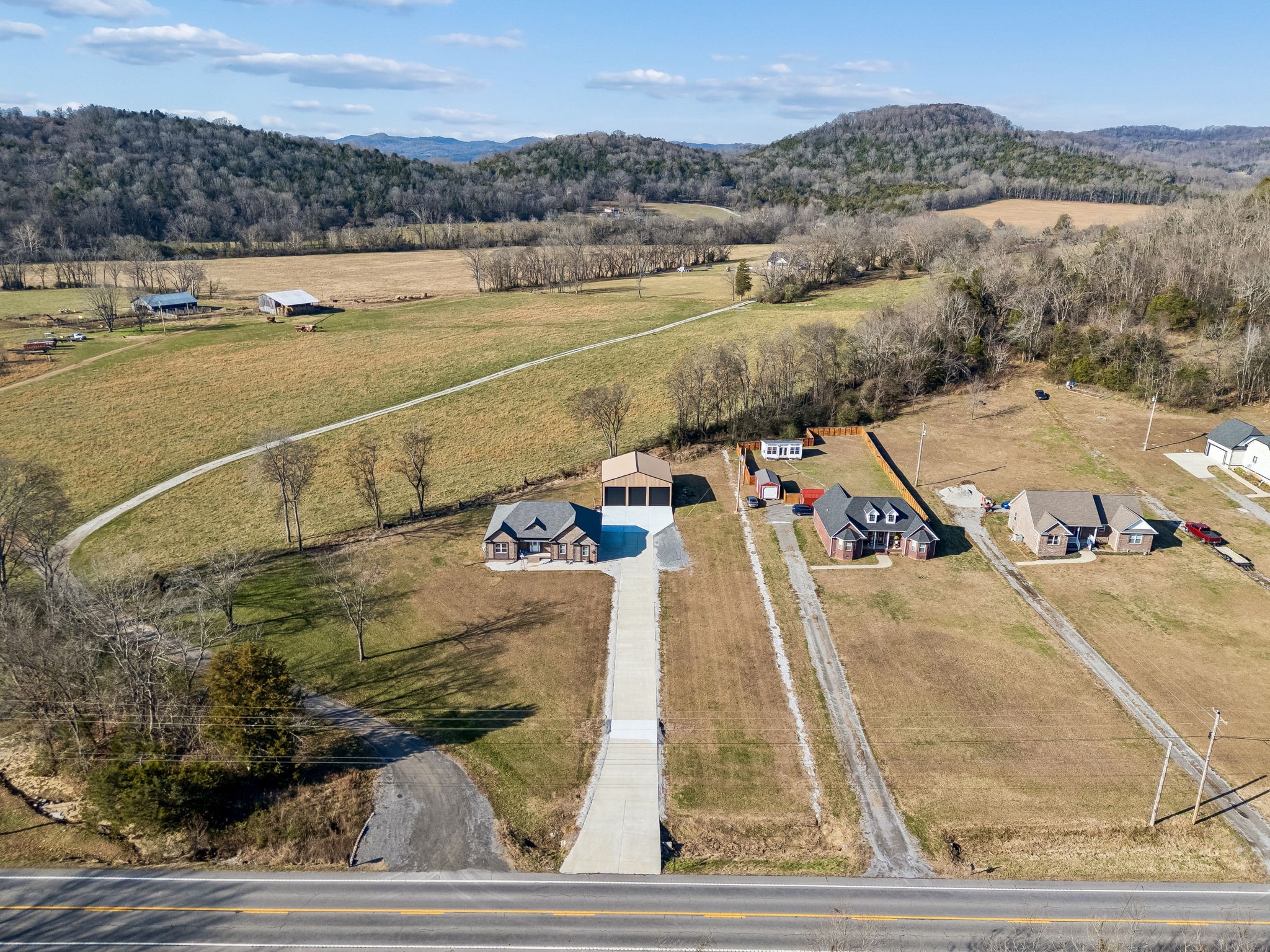 3565 Highway 10