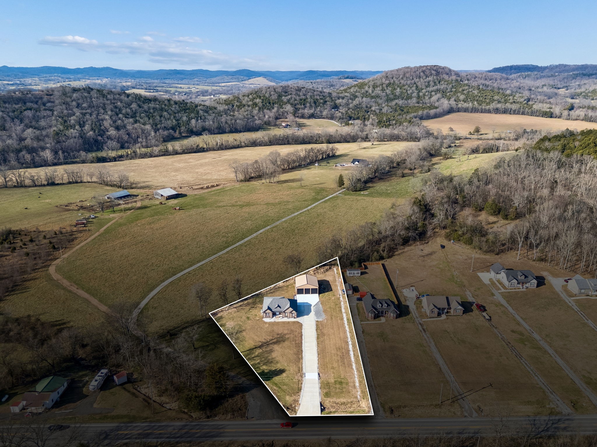 3565 Highway 10