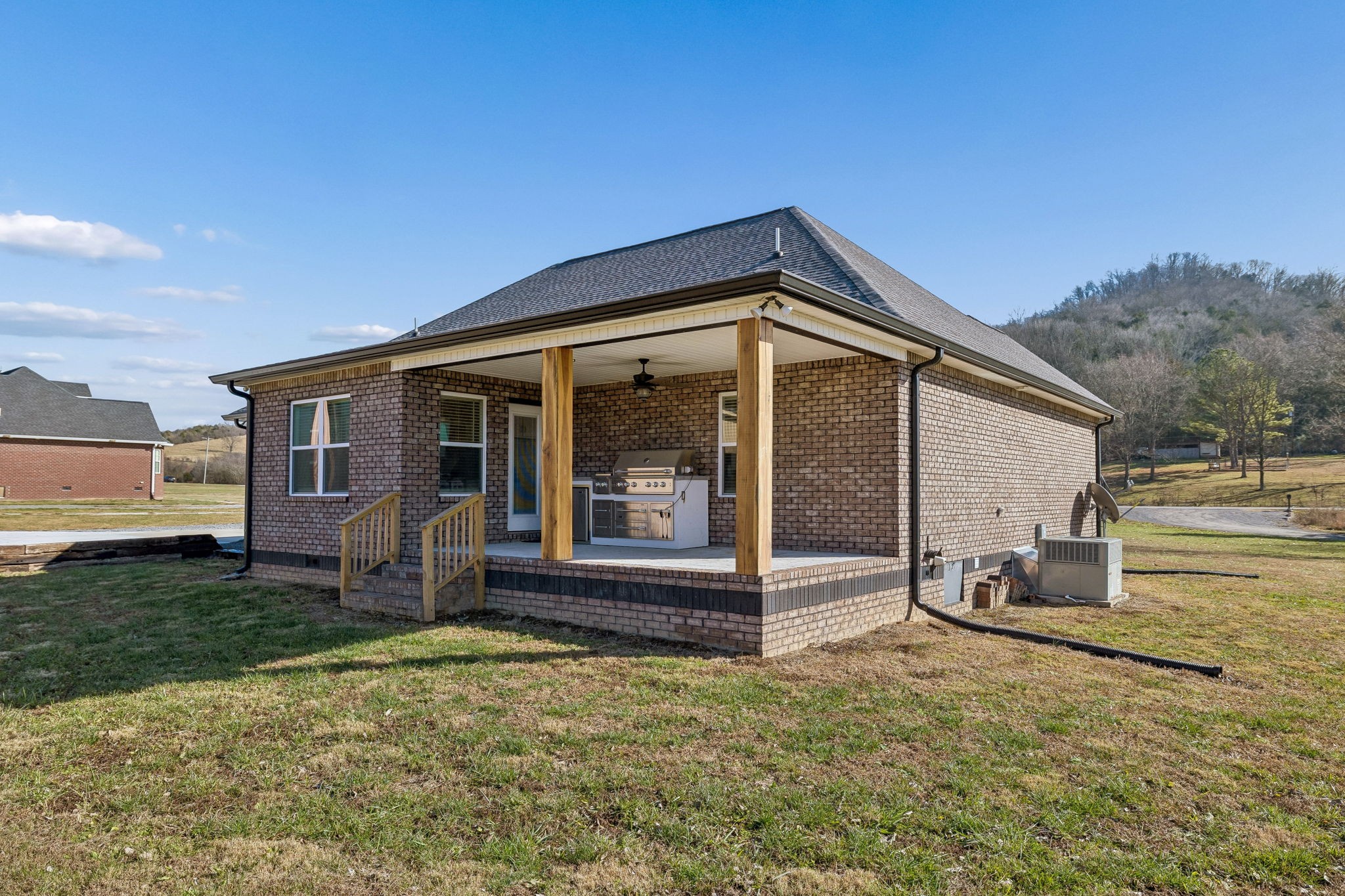 3565 Highway 10