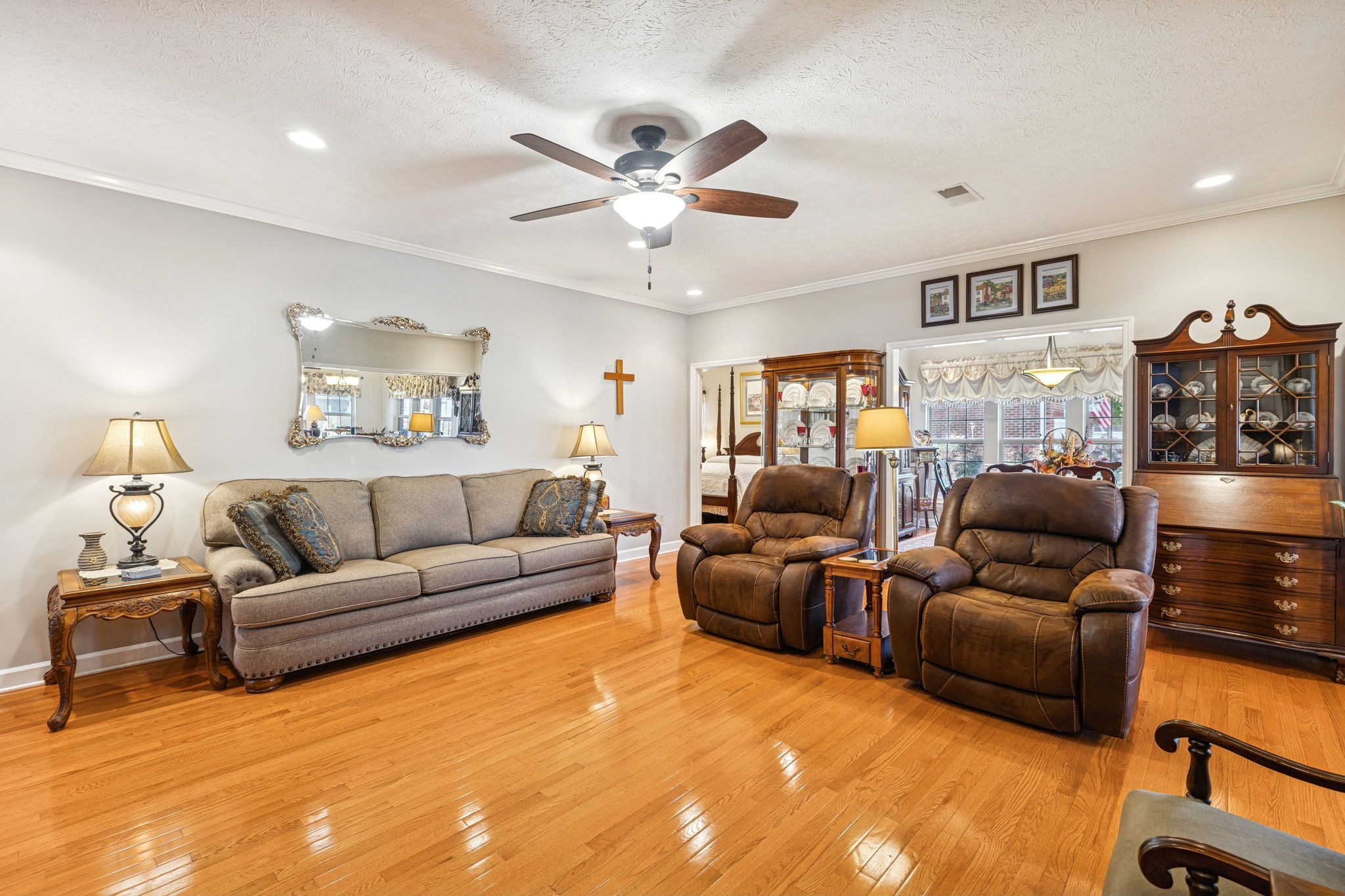 1734 Summerplace Dr
