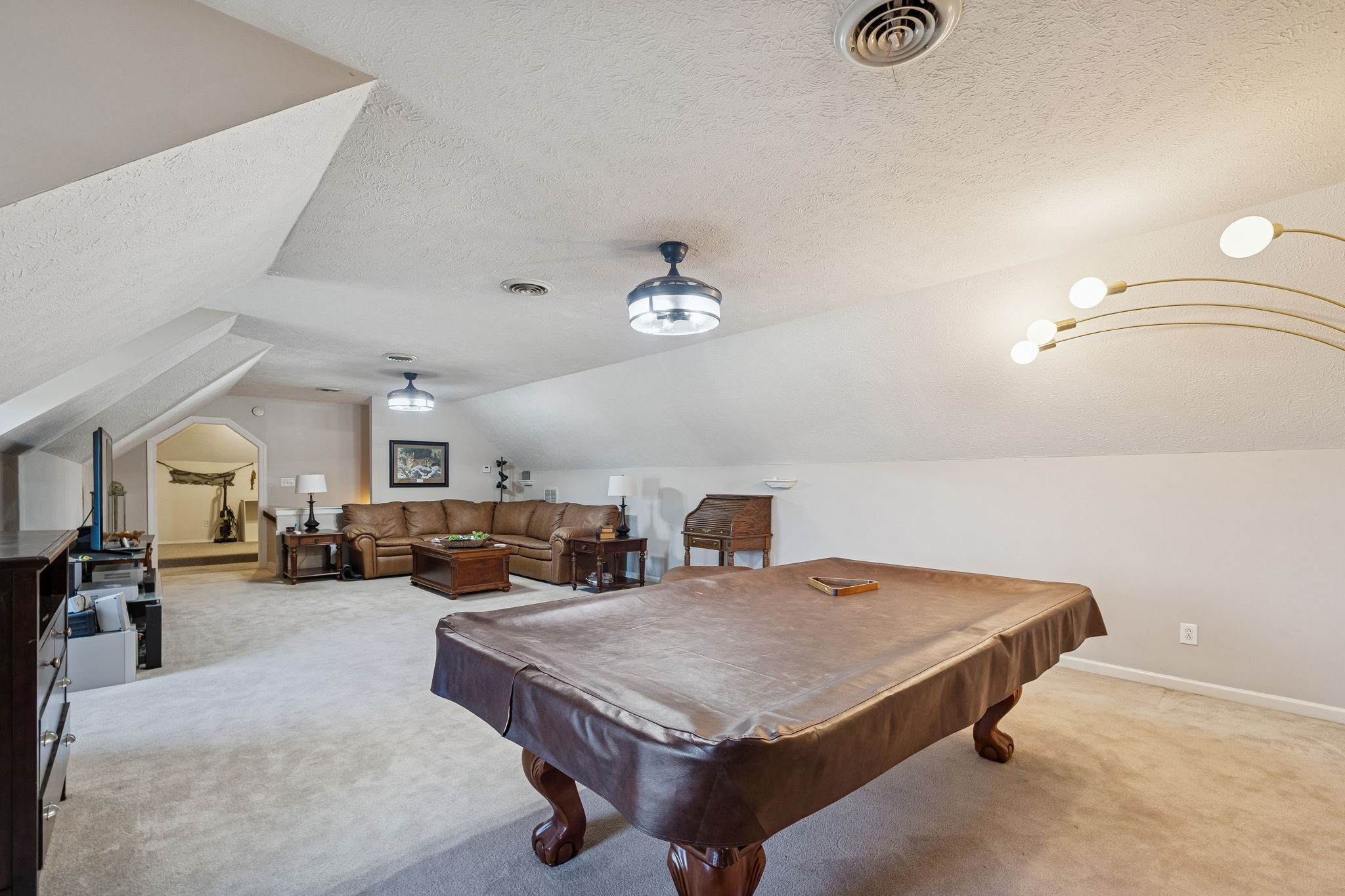 1831 Pennington Dr