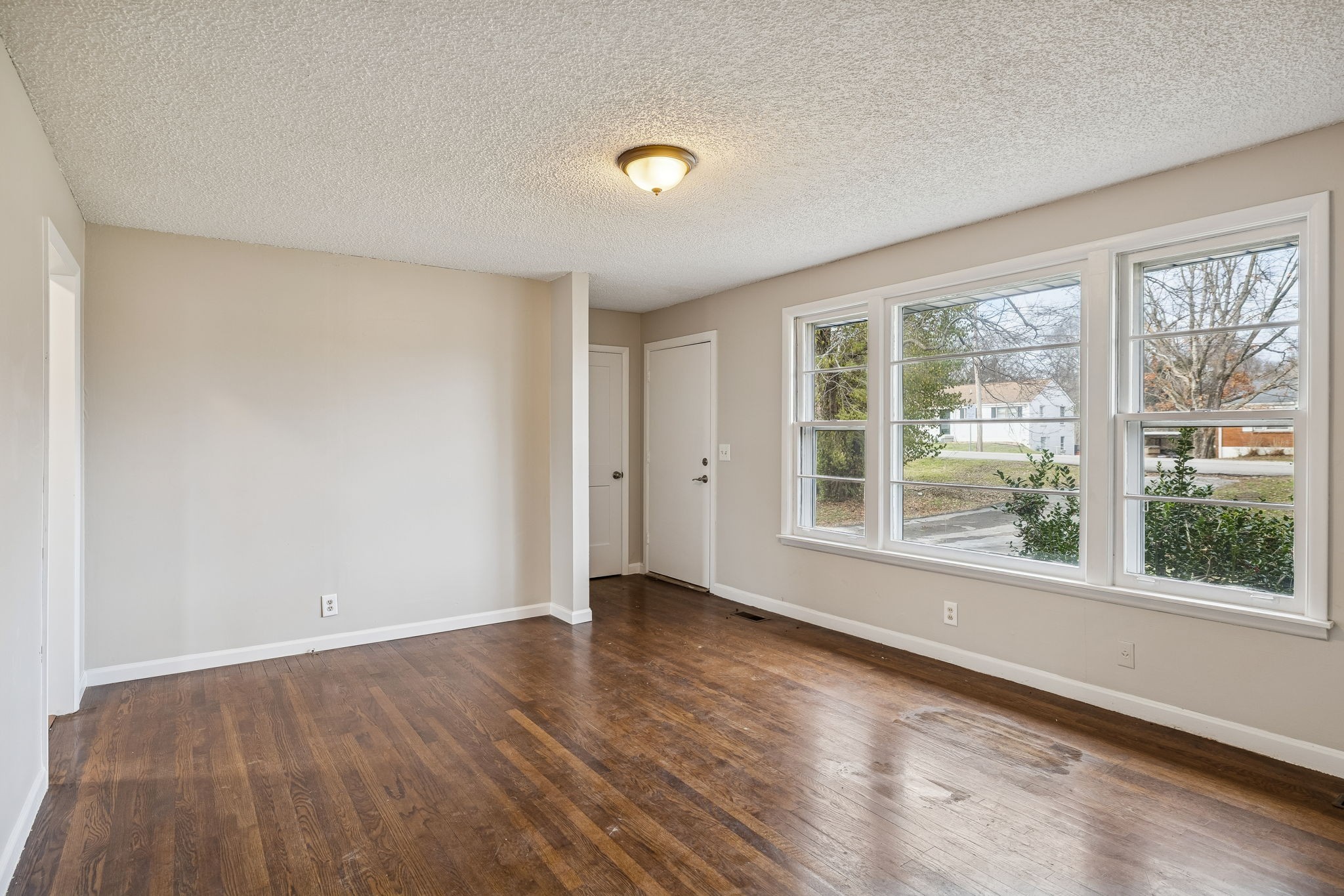 2659 Woodberry Dr