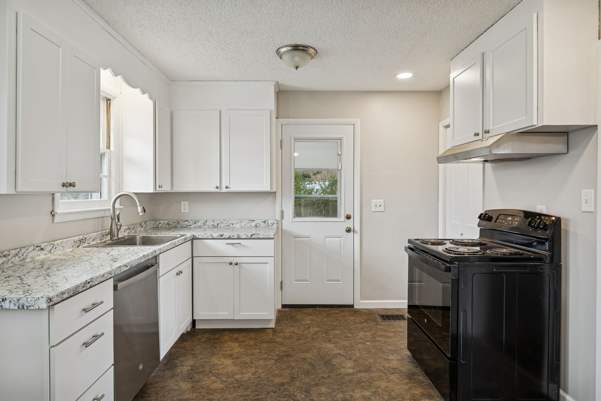 2659 Woodberry Dr
