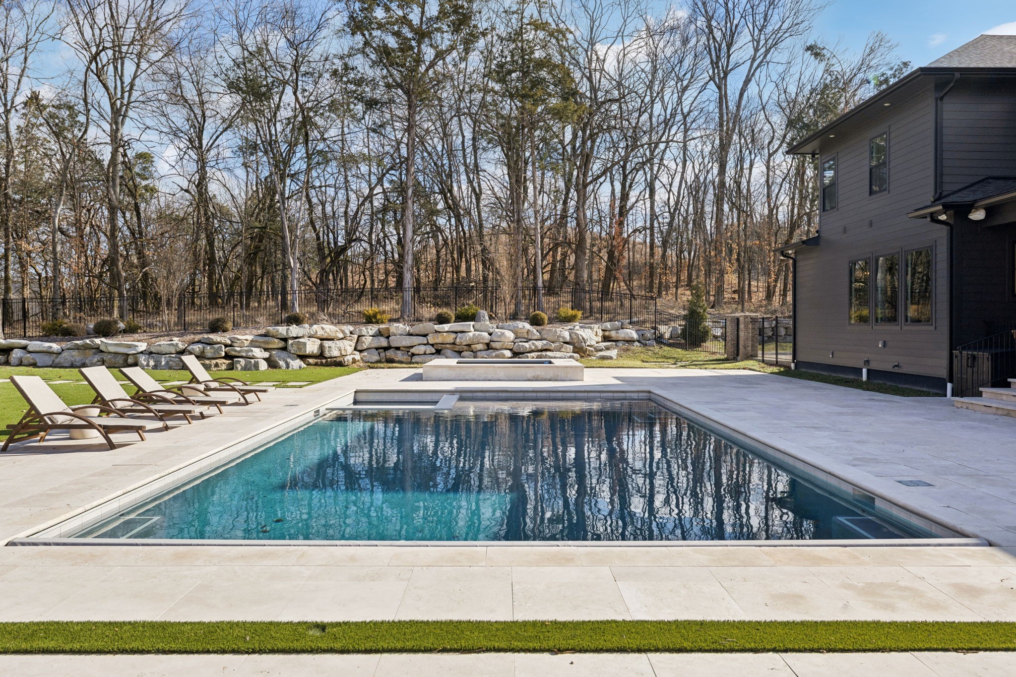 6128 Lookaway Cir