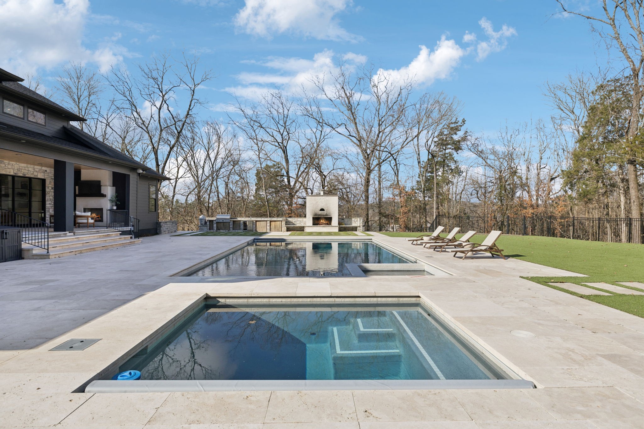 6128 Lookaway Cir