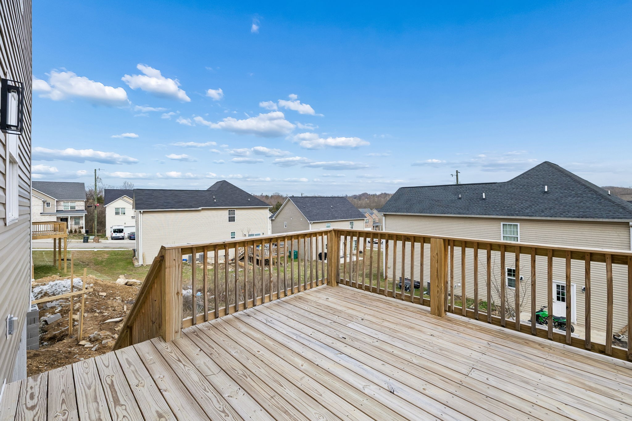 4712 Long Br