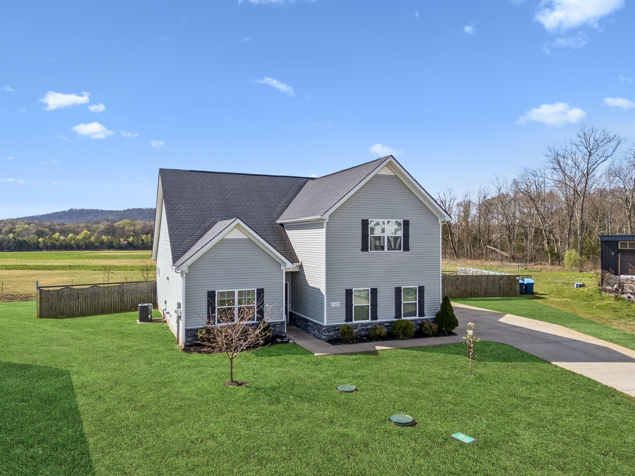 1127 Ruark Ln