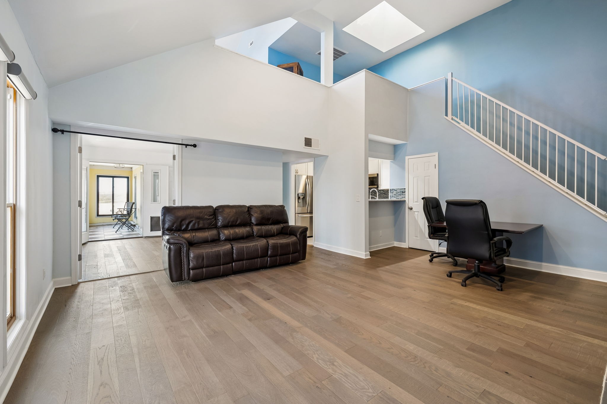 939 Russell St Unit: 16