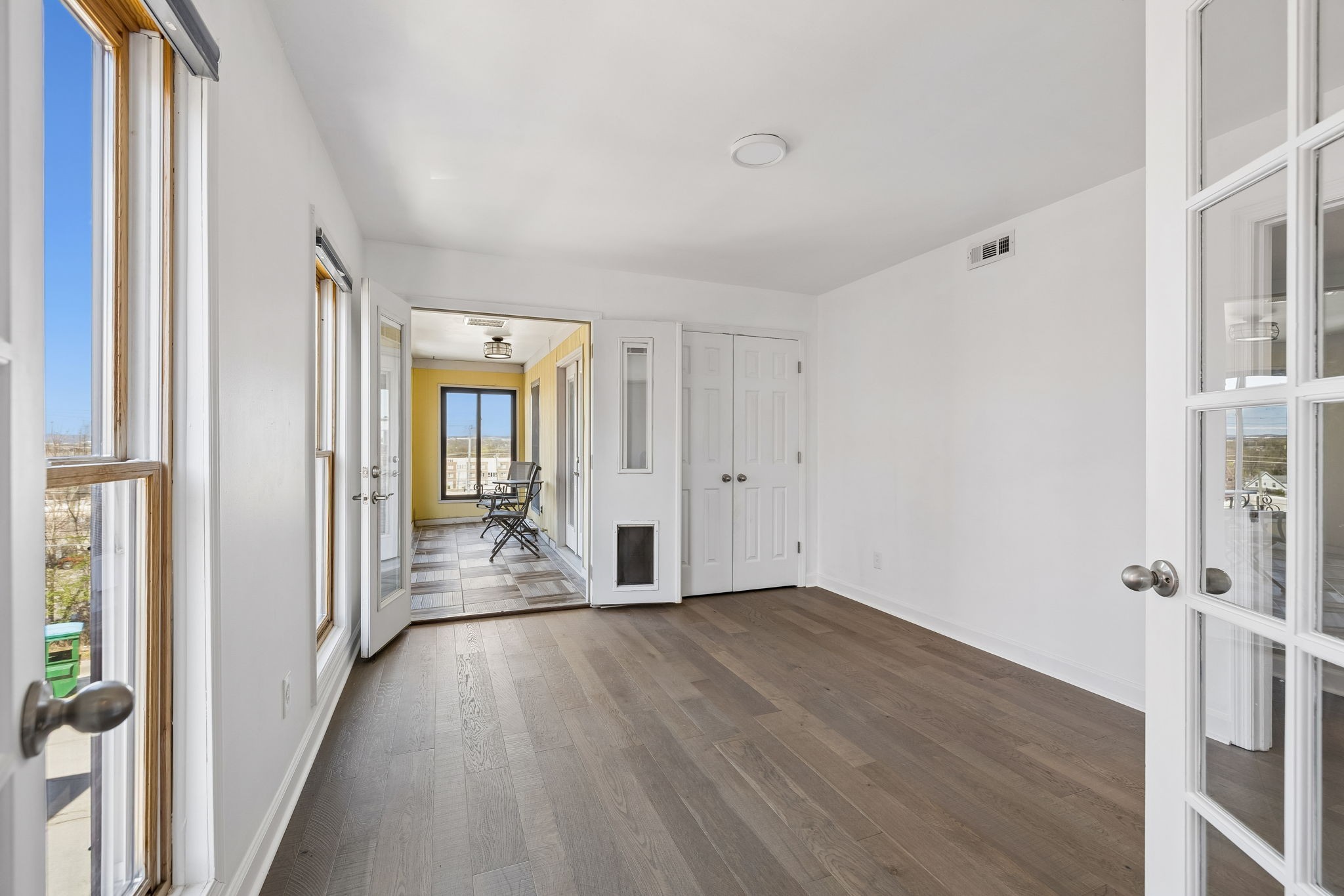 939 Russell St Unit: 16