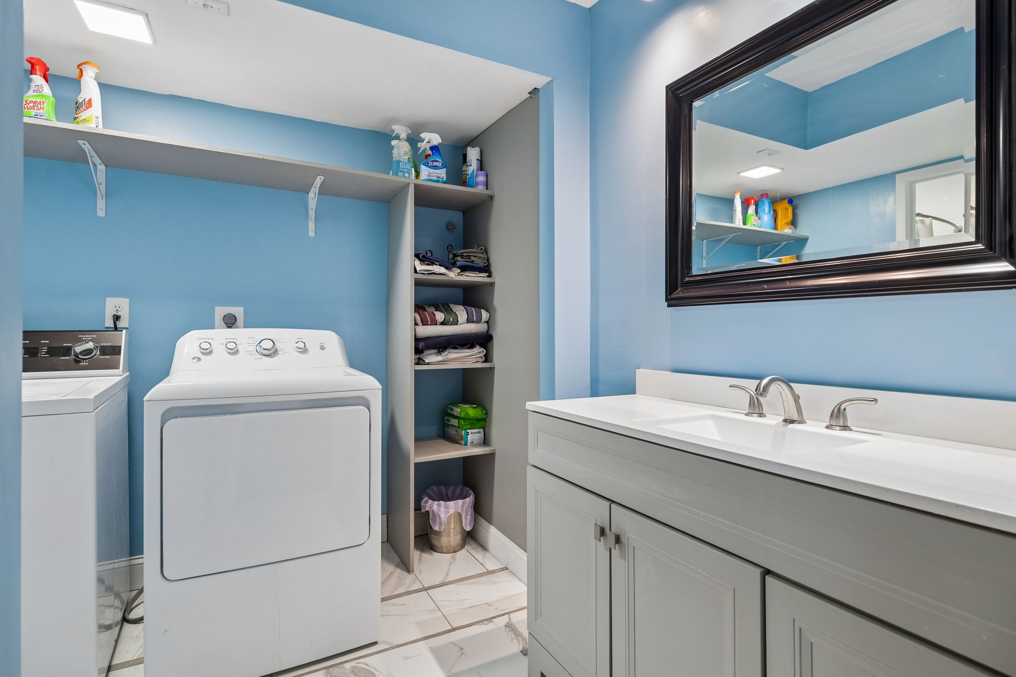 939 Russell St Unit: 16