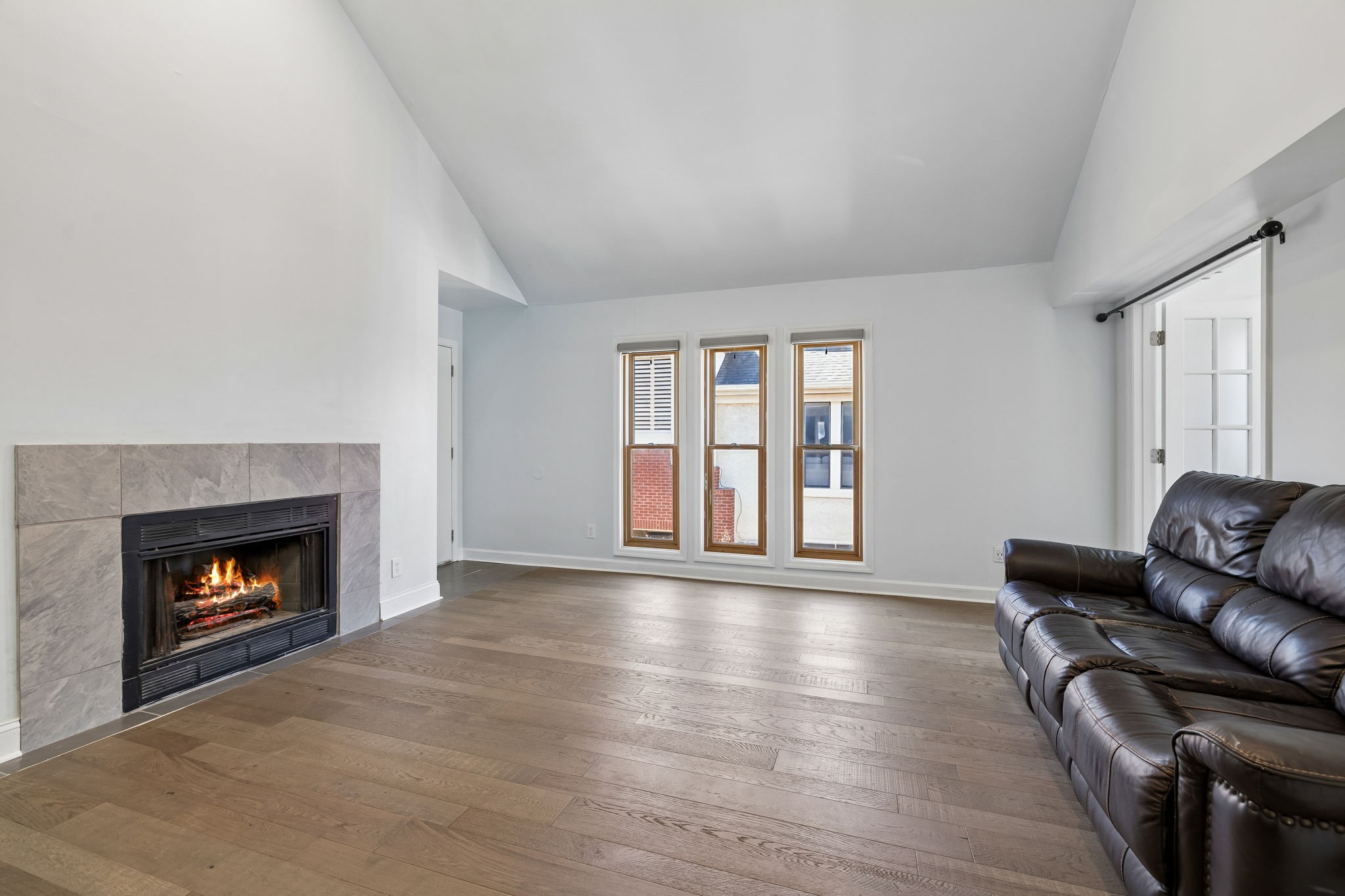 939 Russell St Unit: 16
