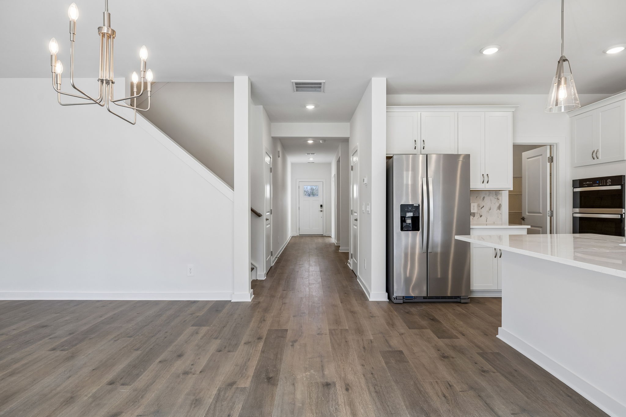 992 Levi Ln