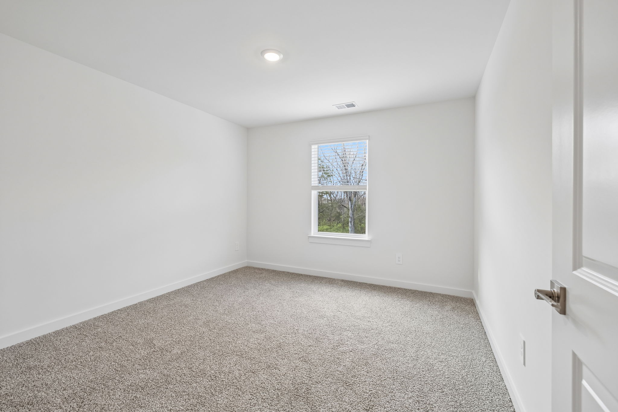 992 Levi Ln