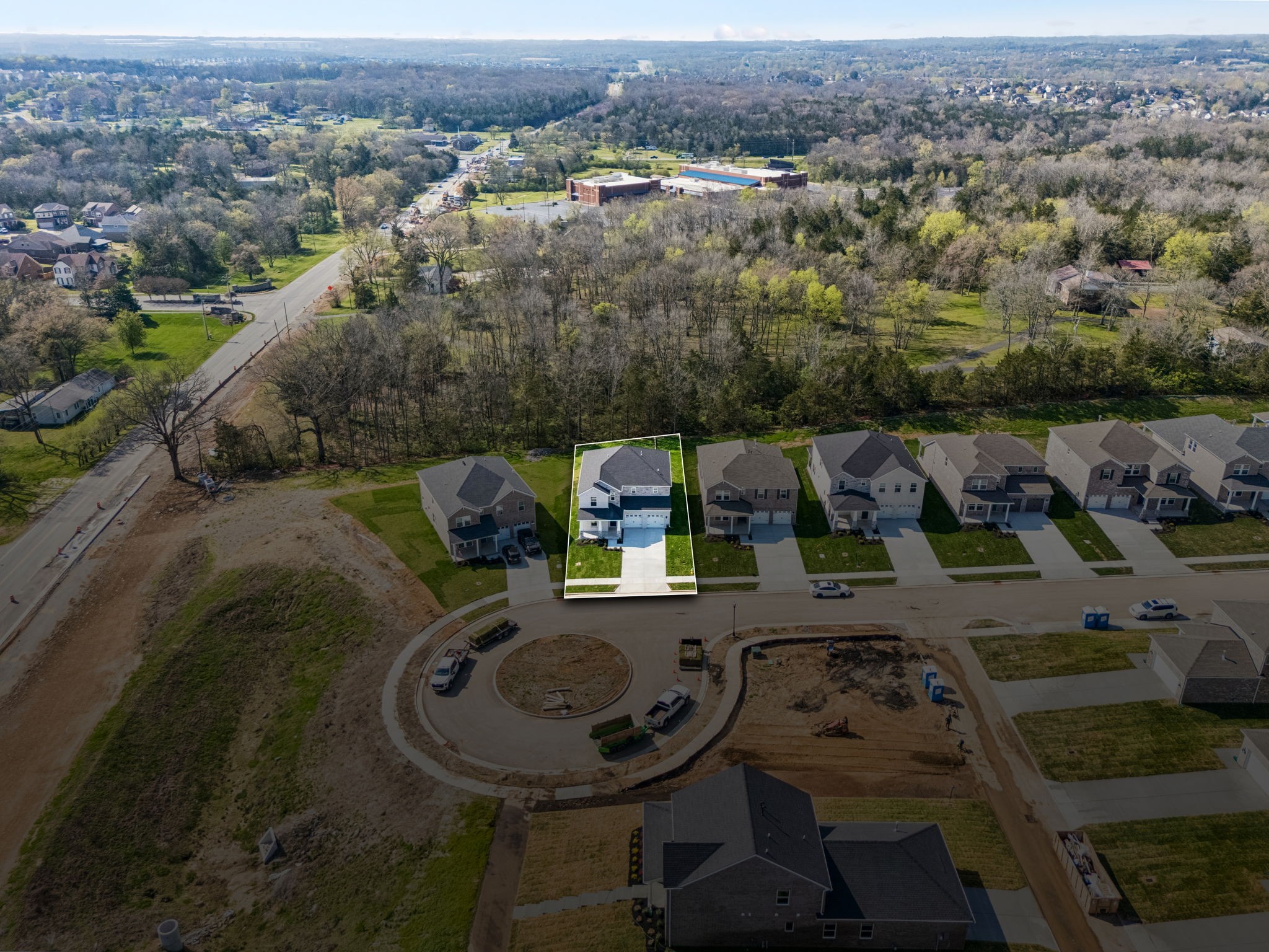992 Levi Ln
