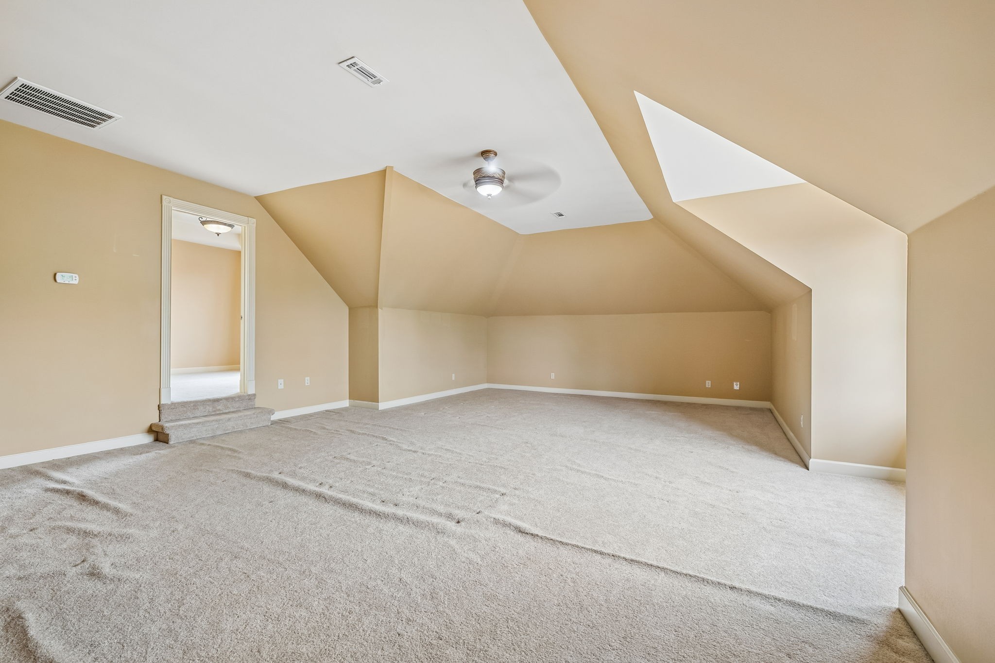 1011 Robertson Rd