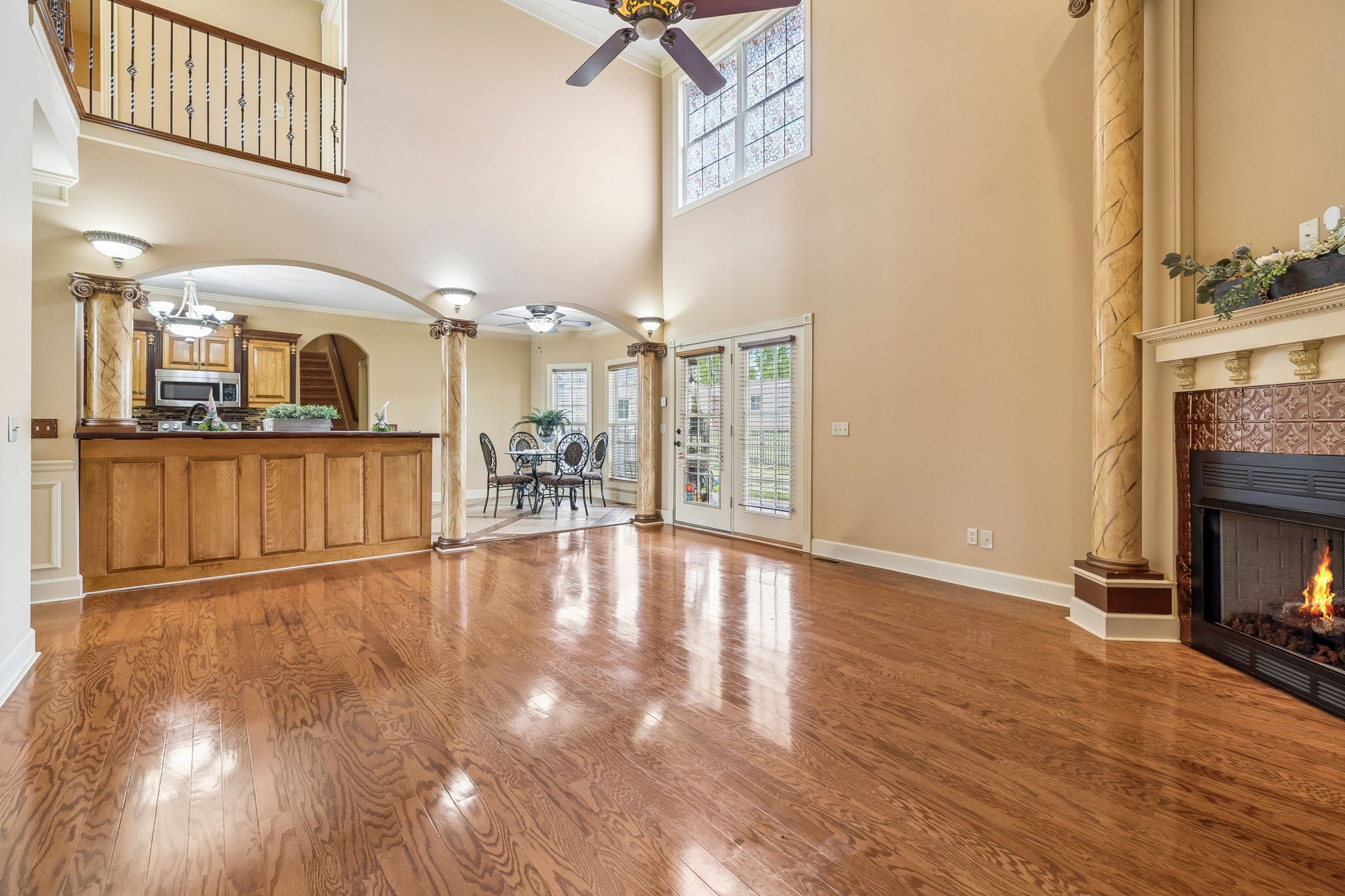 1011 Robertson Rd