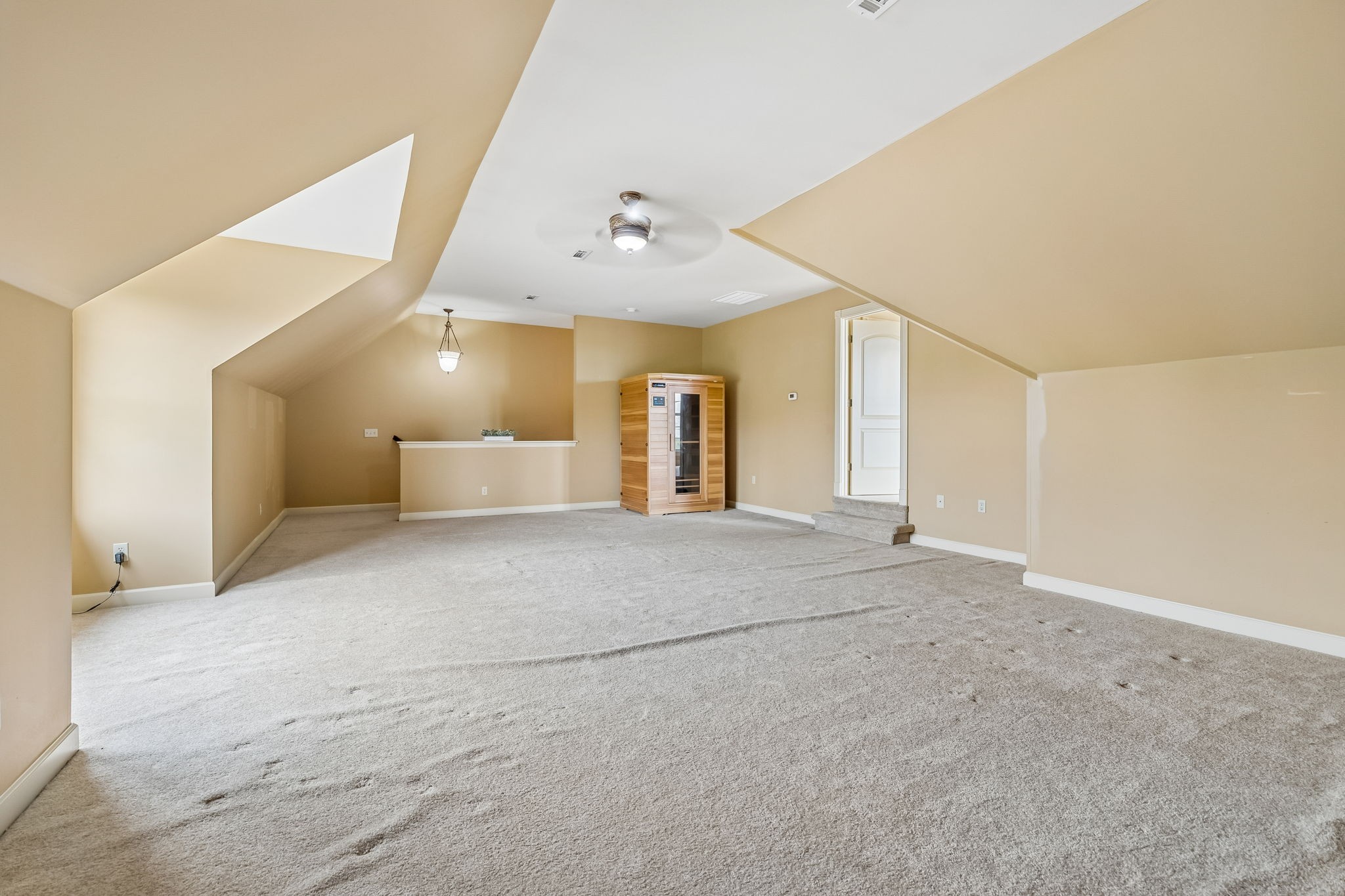 1011 Robertson Rd