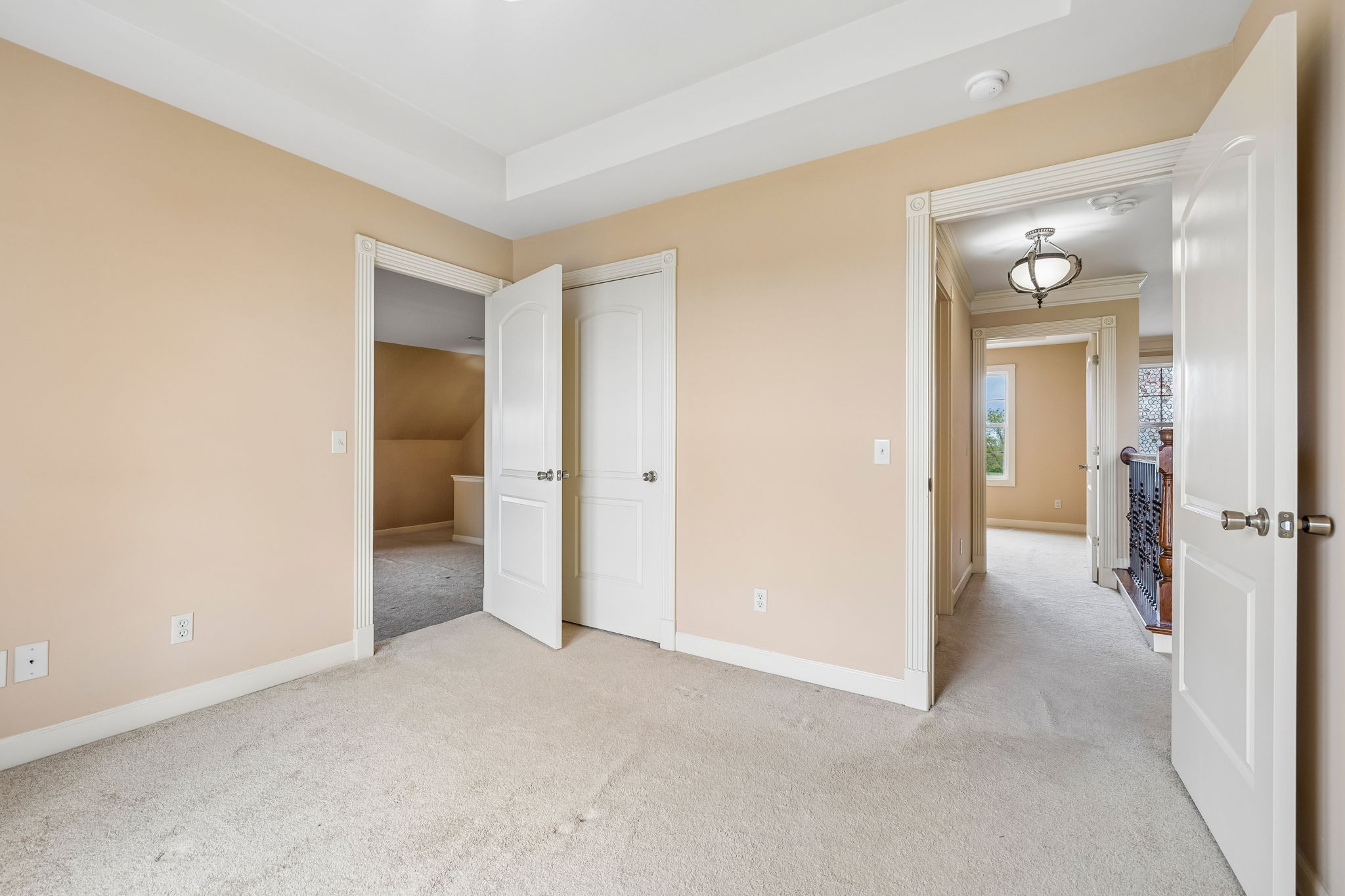 1011 Robertson Rd