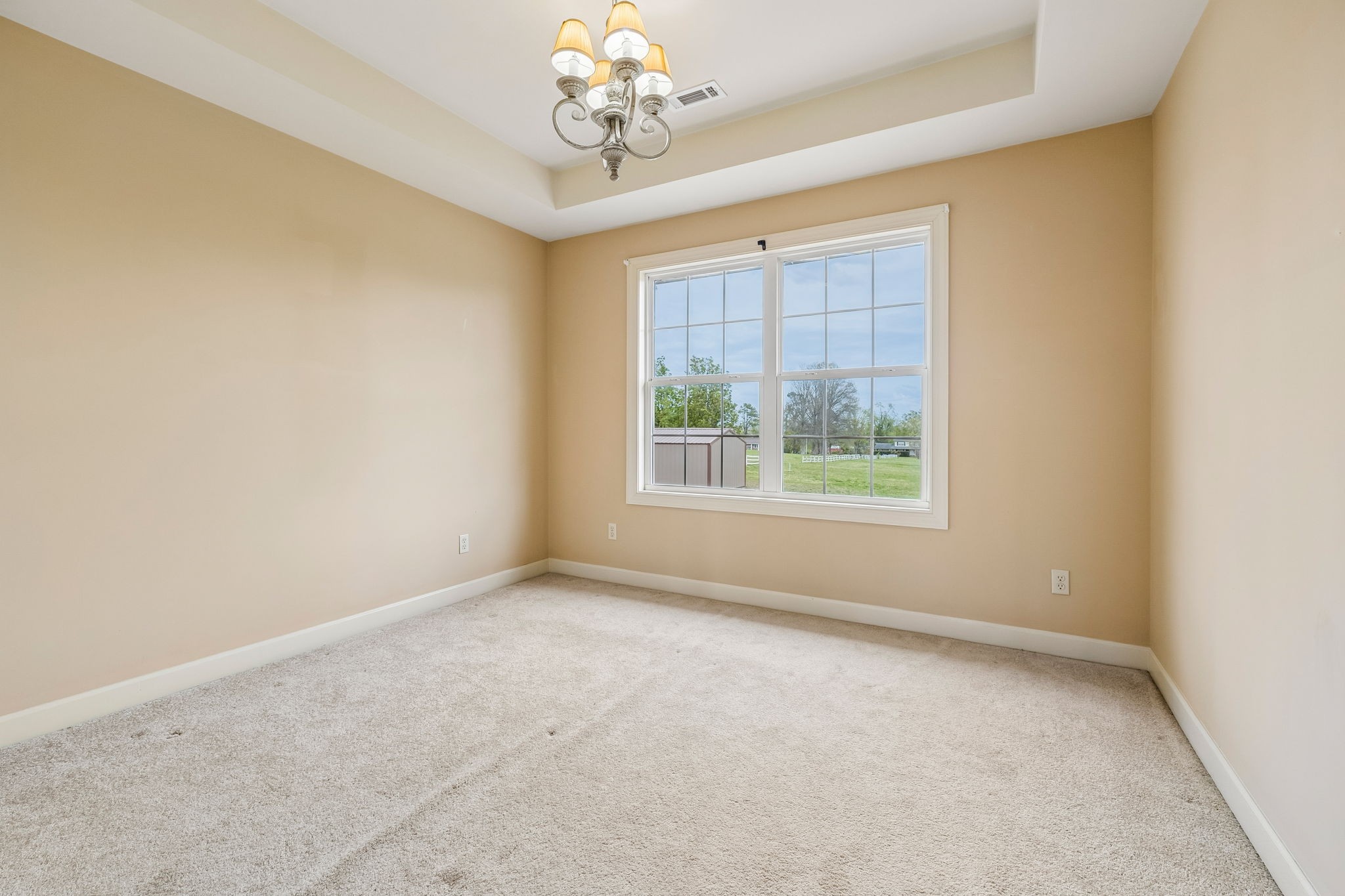 1011 Robertson Rd