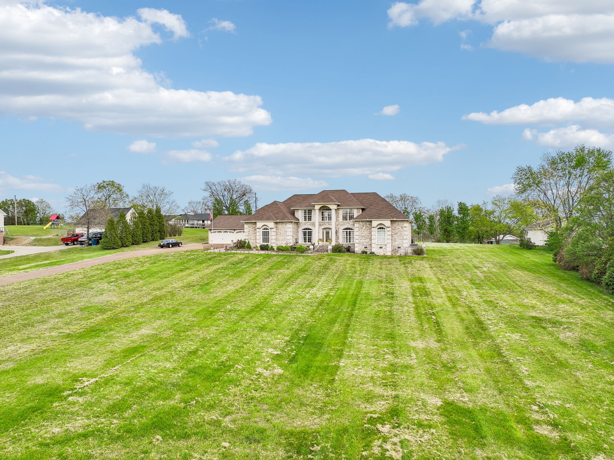 1011 Robertson Rd