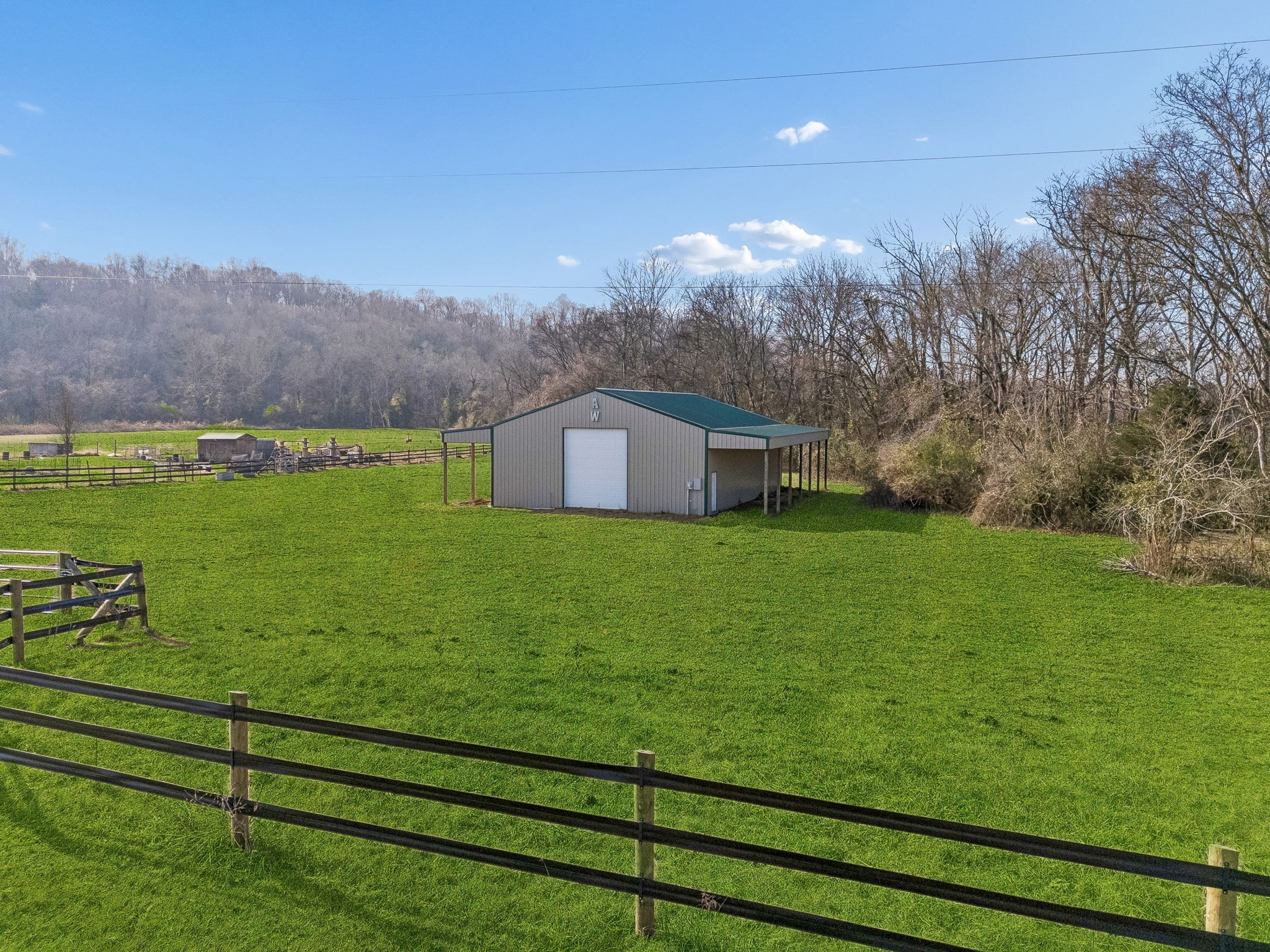 3118 McKibbon Rd