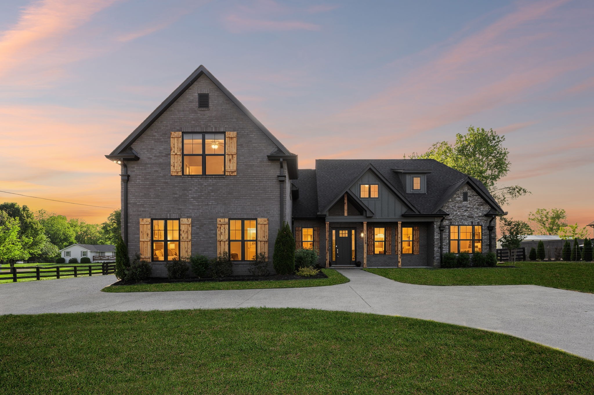 7059 Couchville Pike