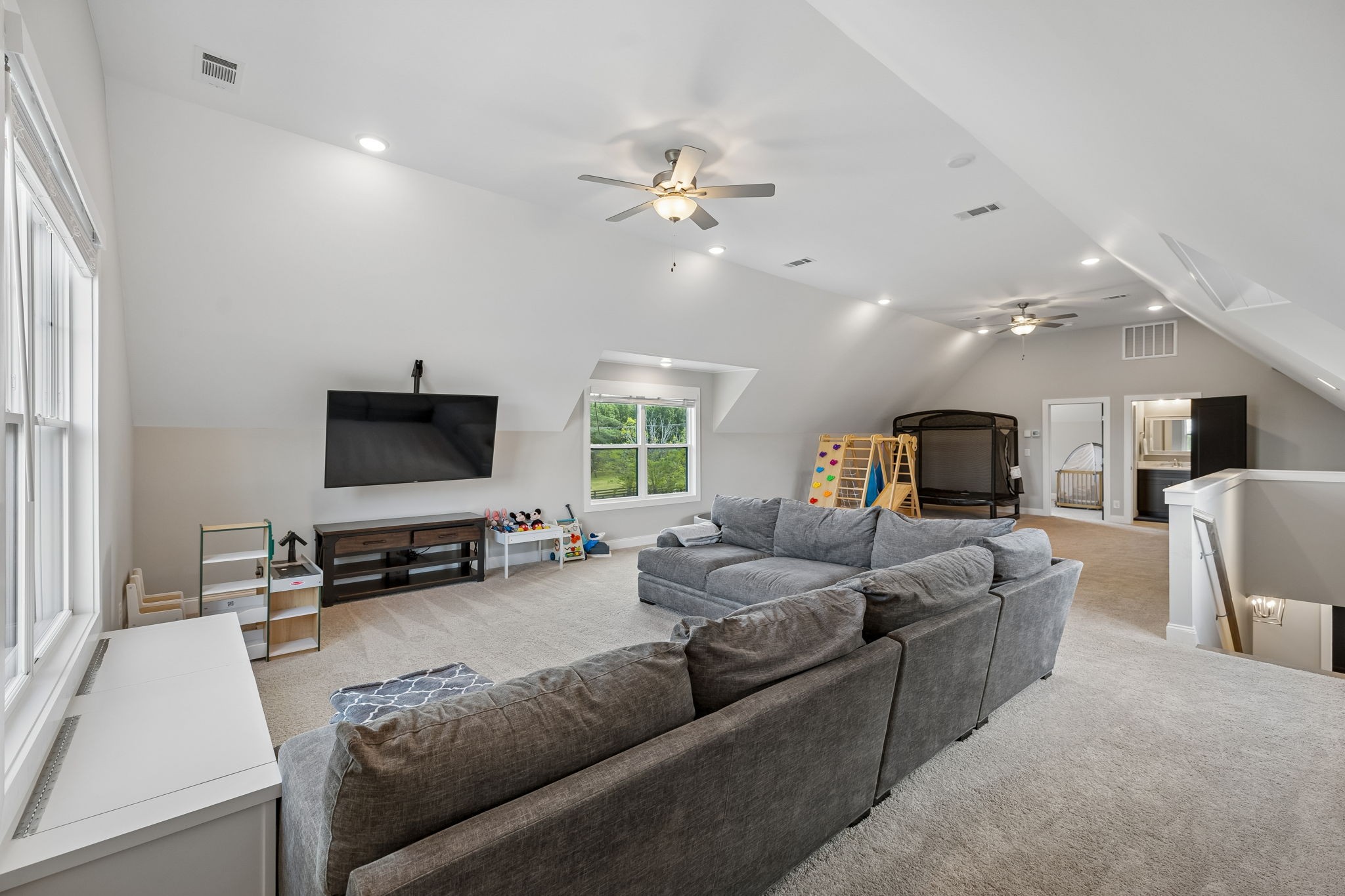 7059 Couchville Pike