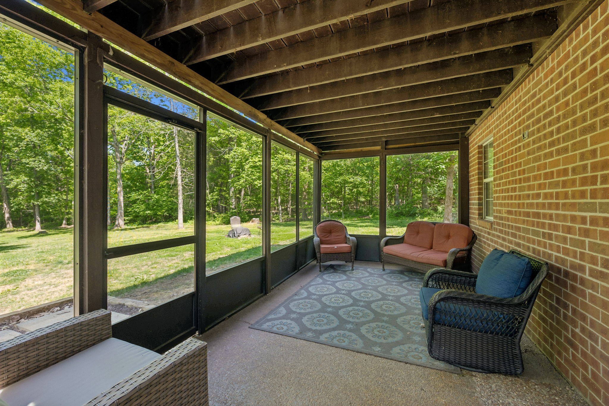 4146 Elizabeth Dr