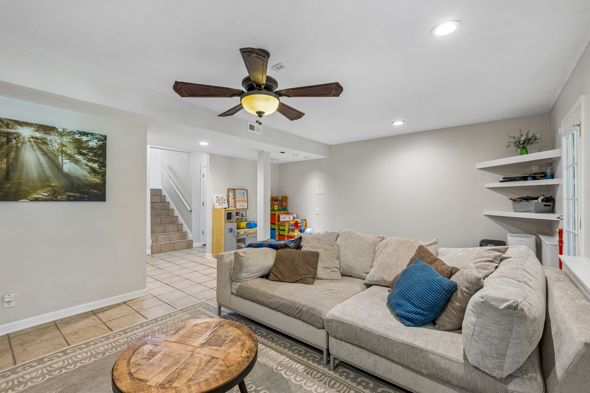 4146 Elizabeth Dr