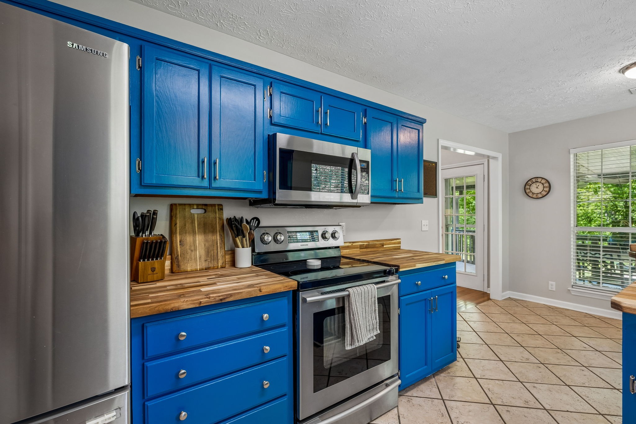 4146 Elizabeth Dr