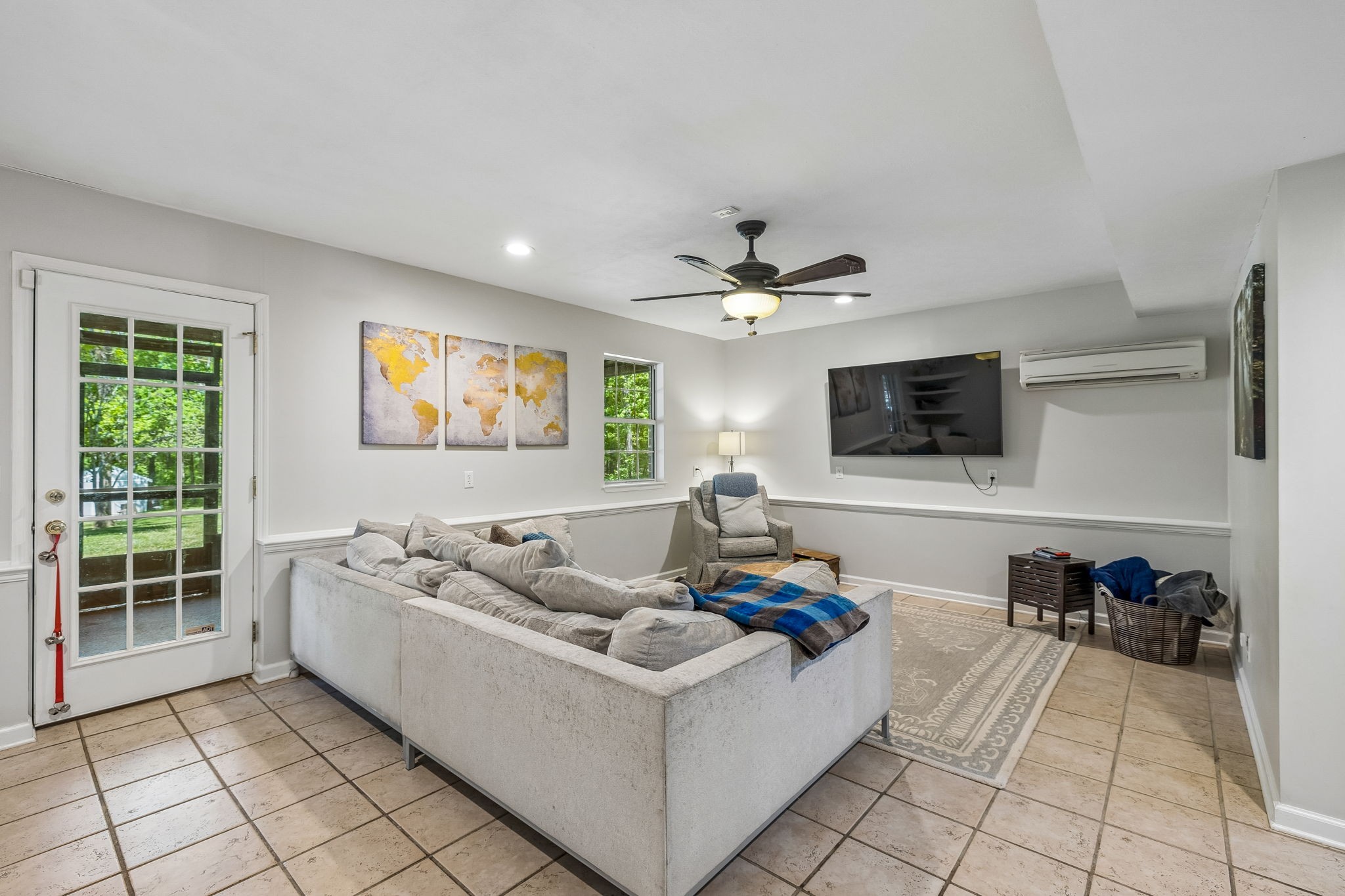 4146 Elizabeth Dr