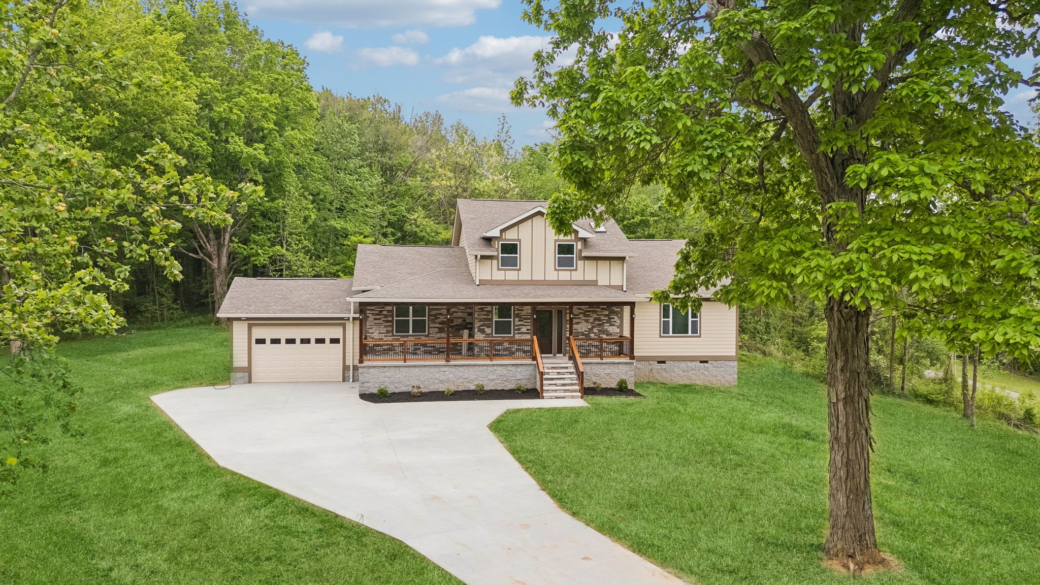 1198 Rogues Fork Rd