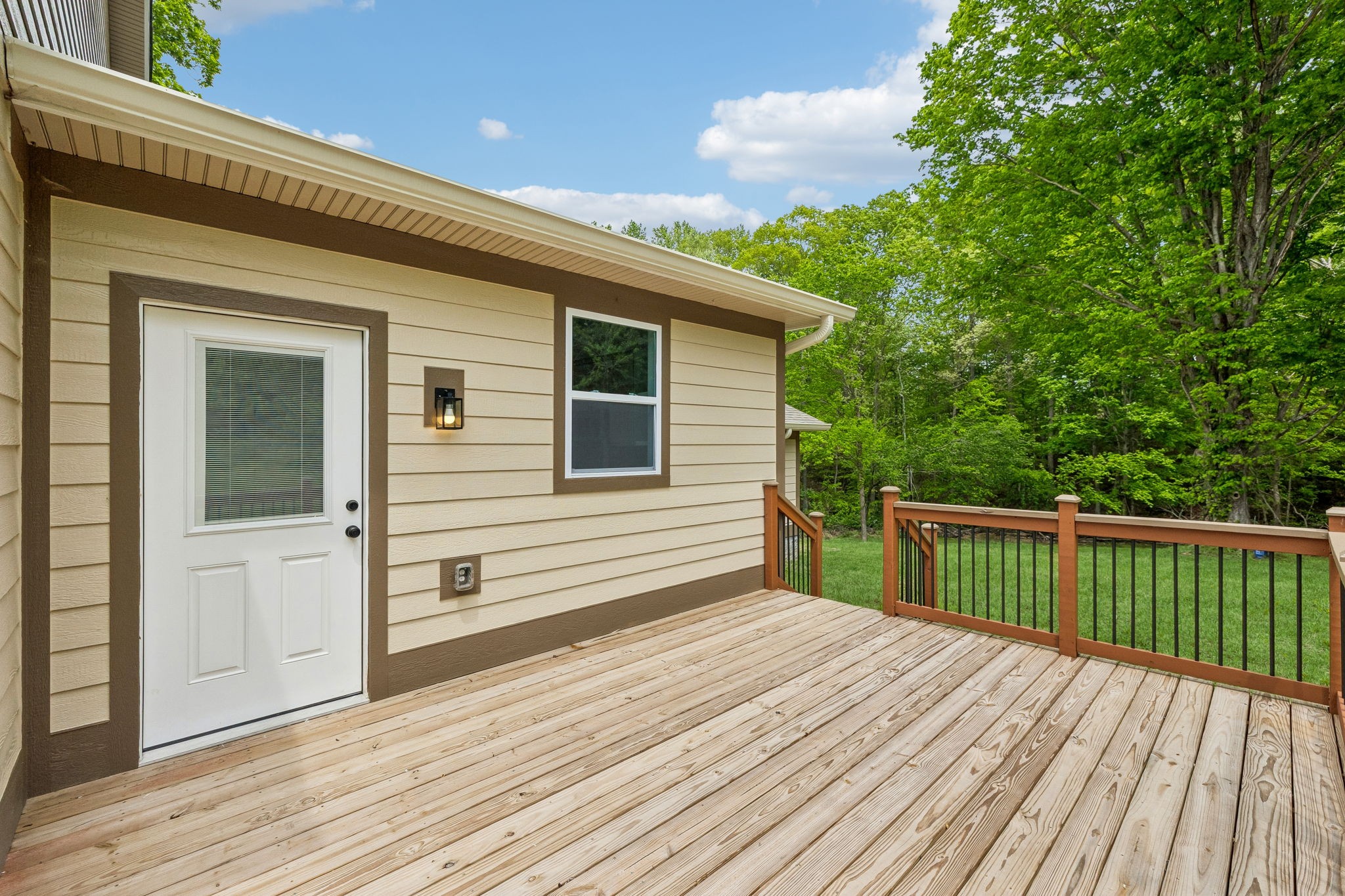 1198 Rogues Fork Rd