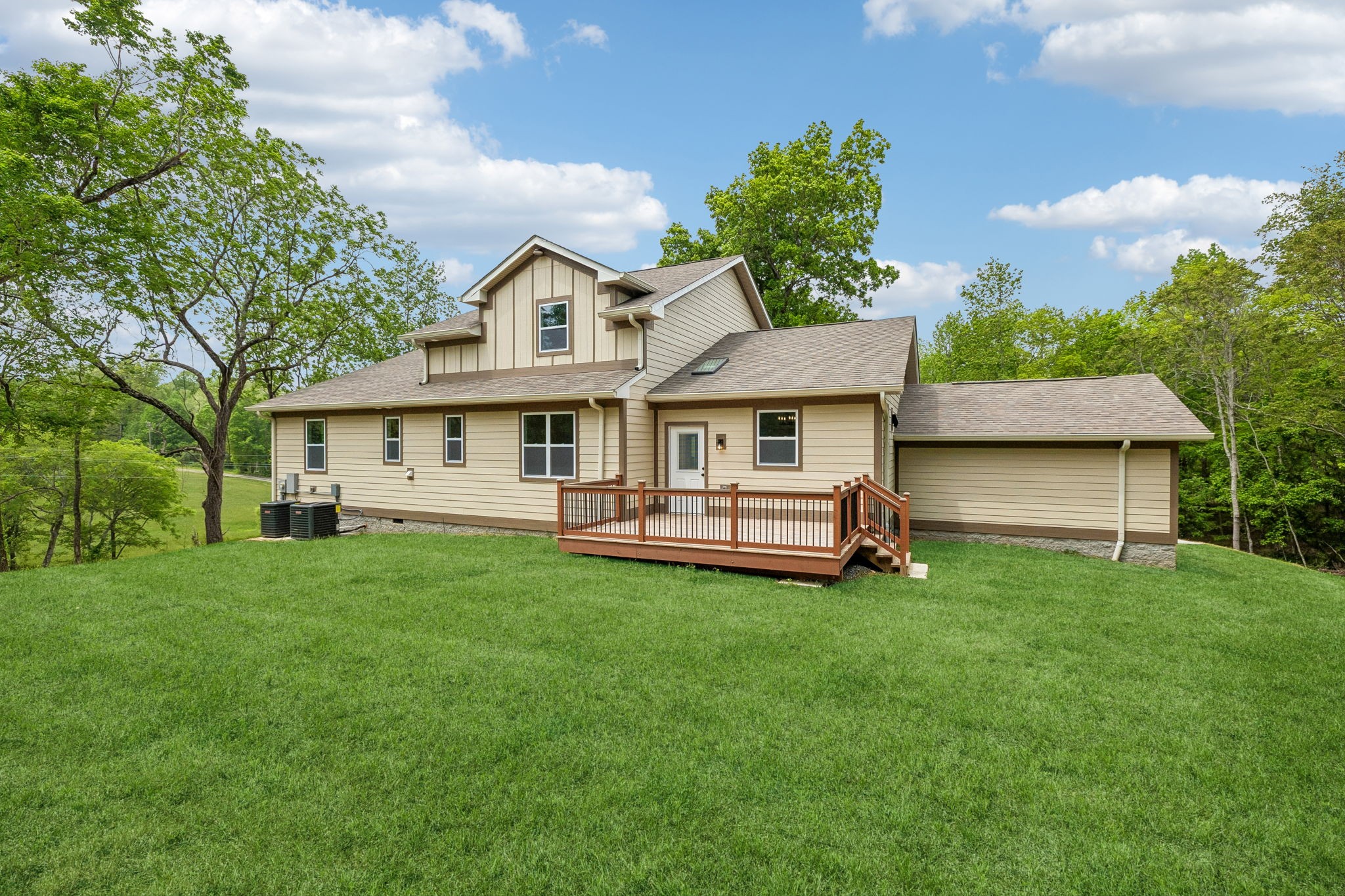 1198 Rogues Fork Rd