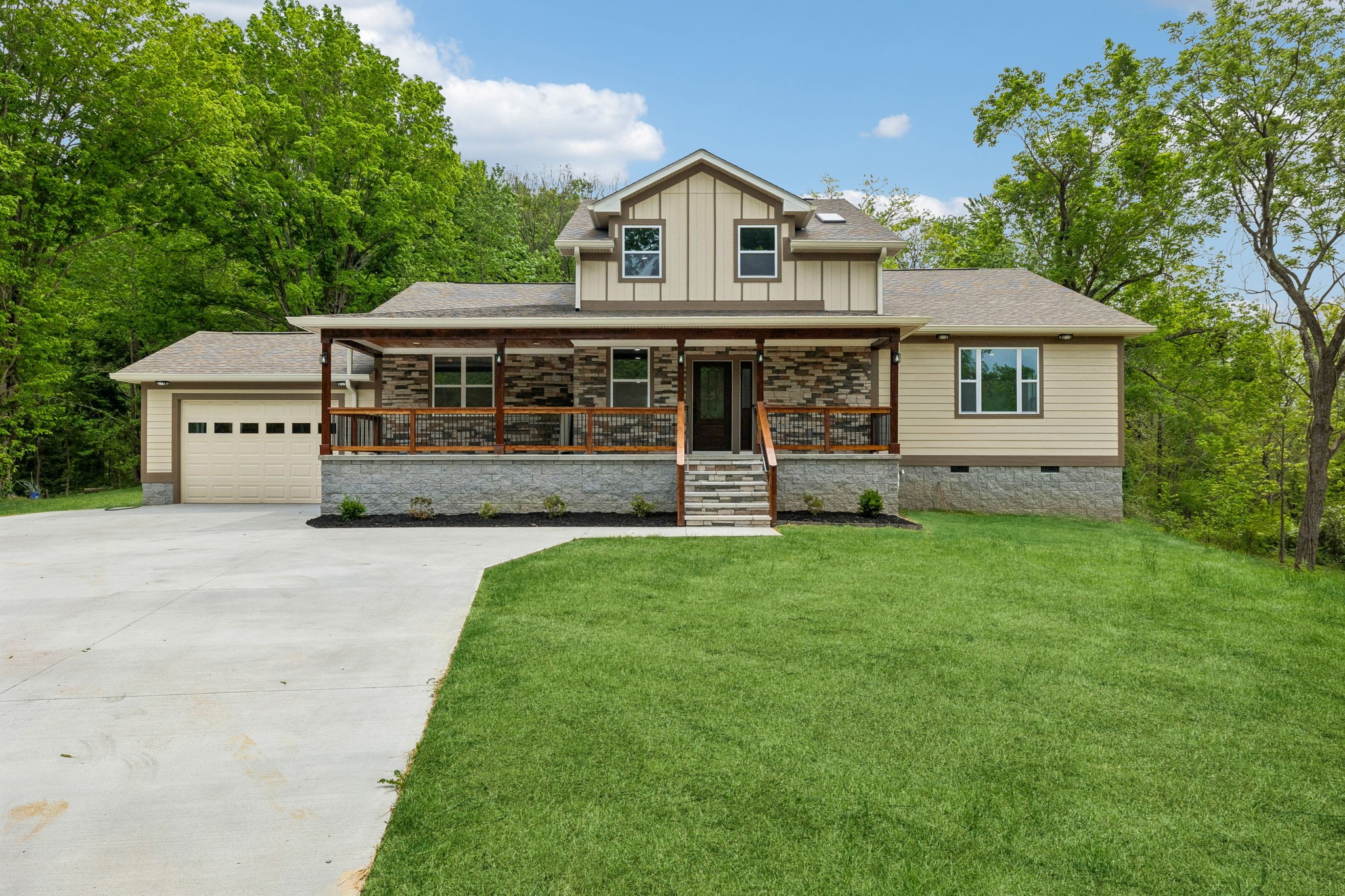 1198 Rogues Fork Rd