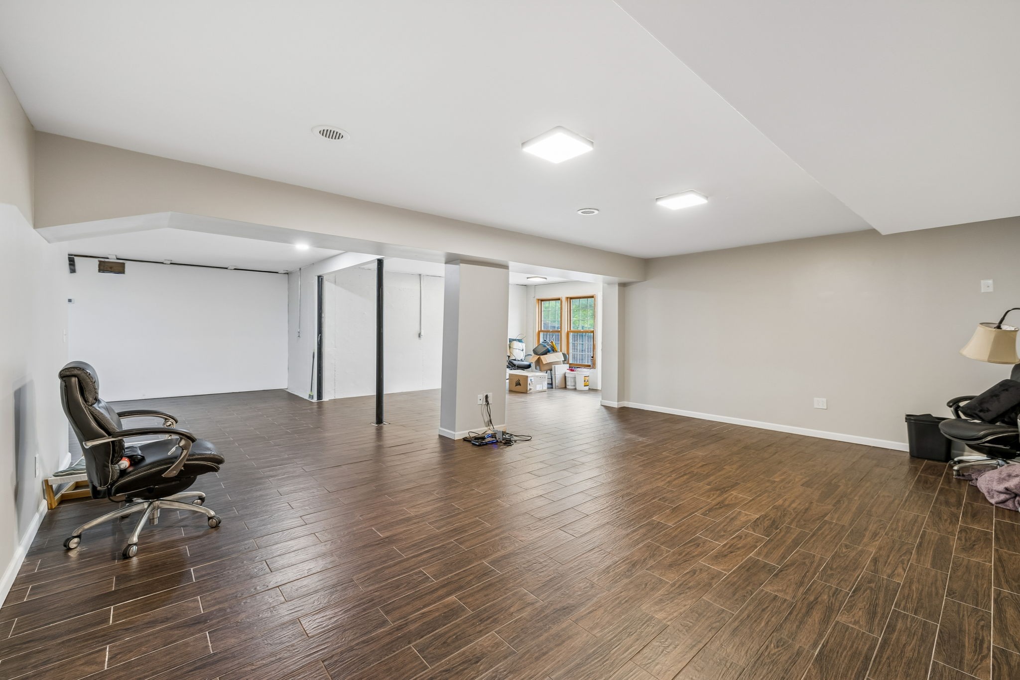 2801 Buckner Ln