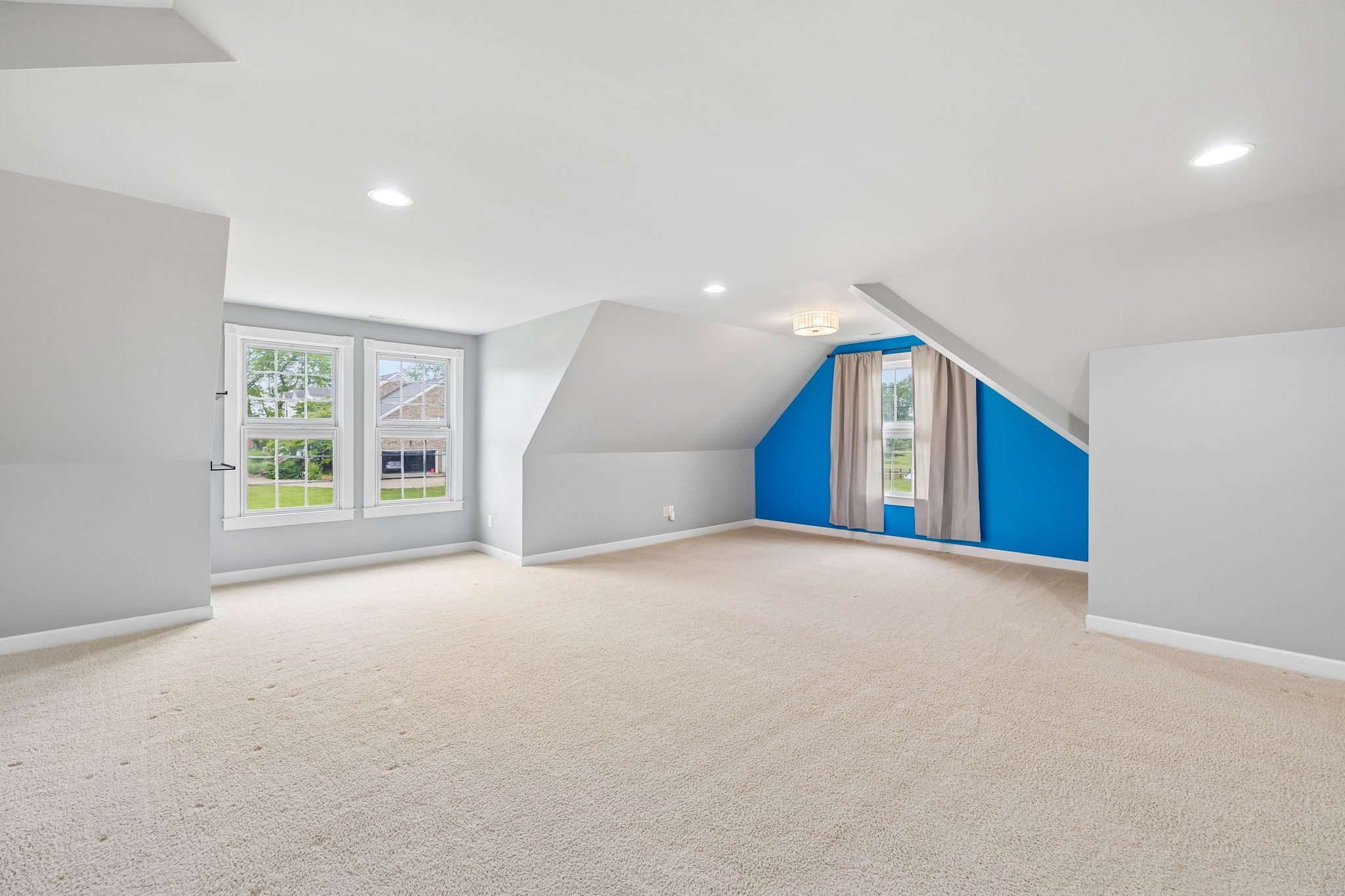 2801 Buckner Ln