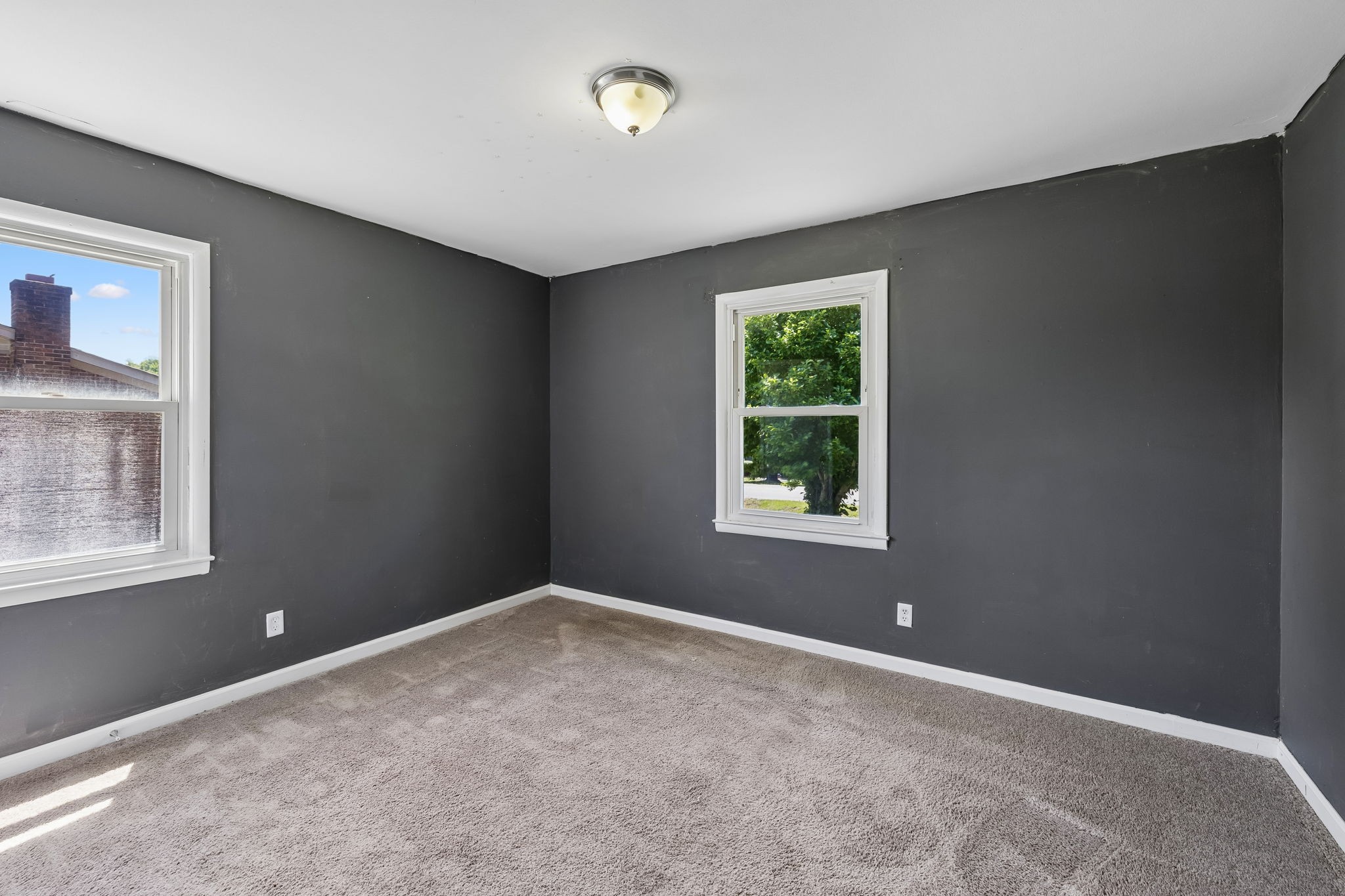 106 Oak Park Dr