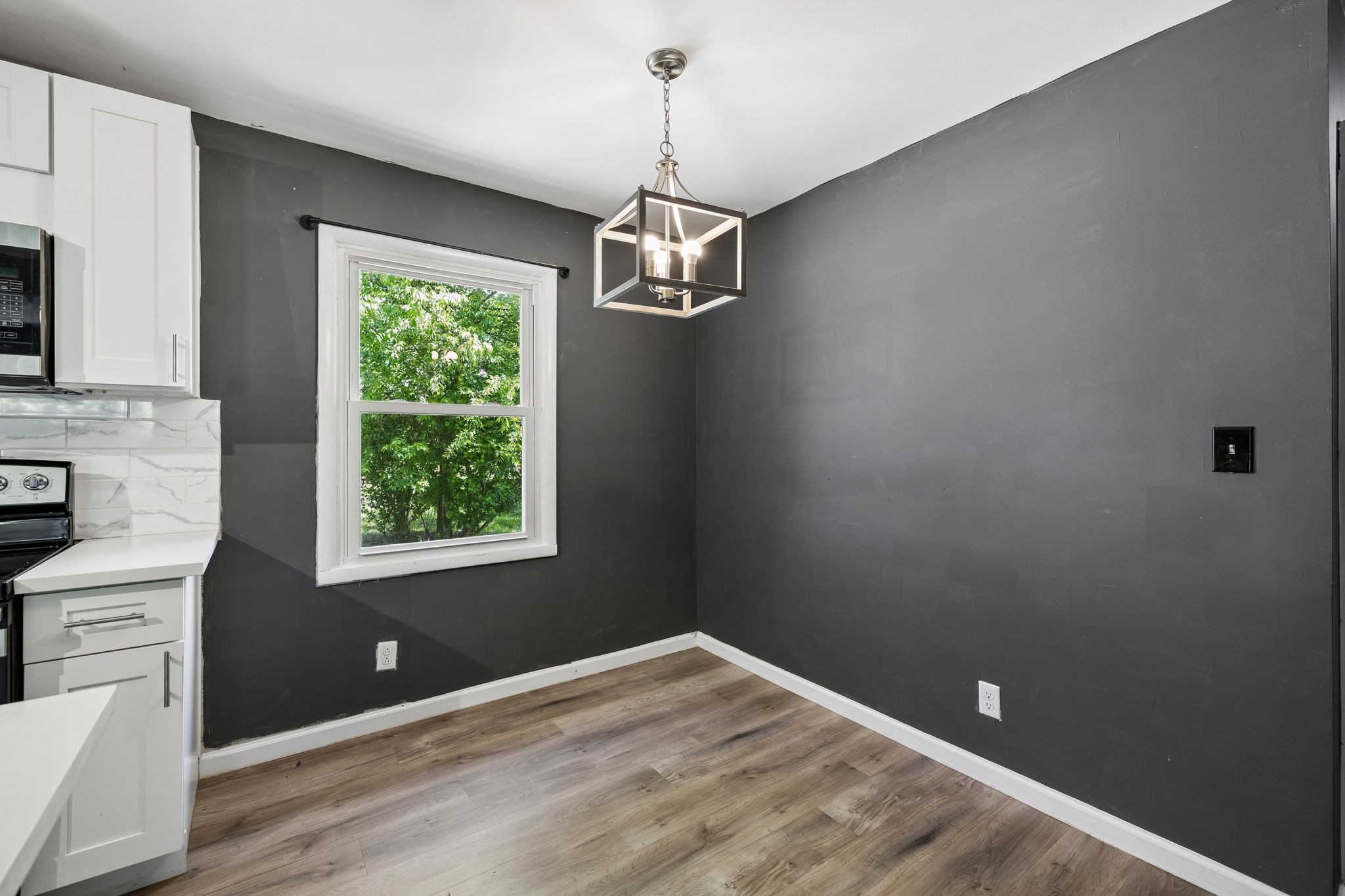 106 Oak Park Dr