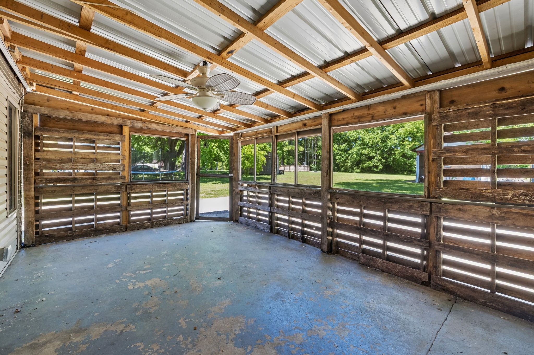 106 Oak Park Dr