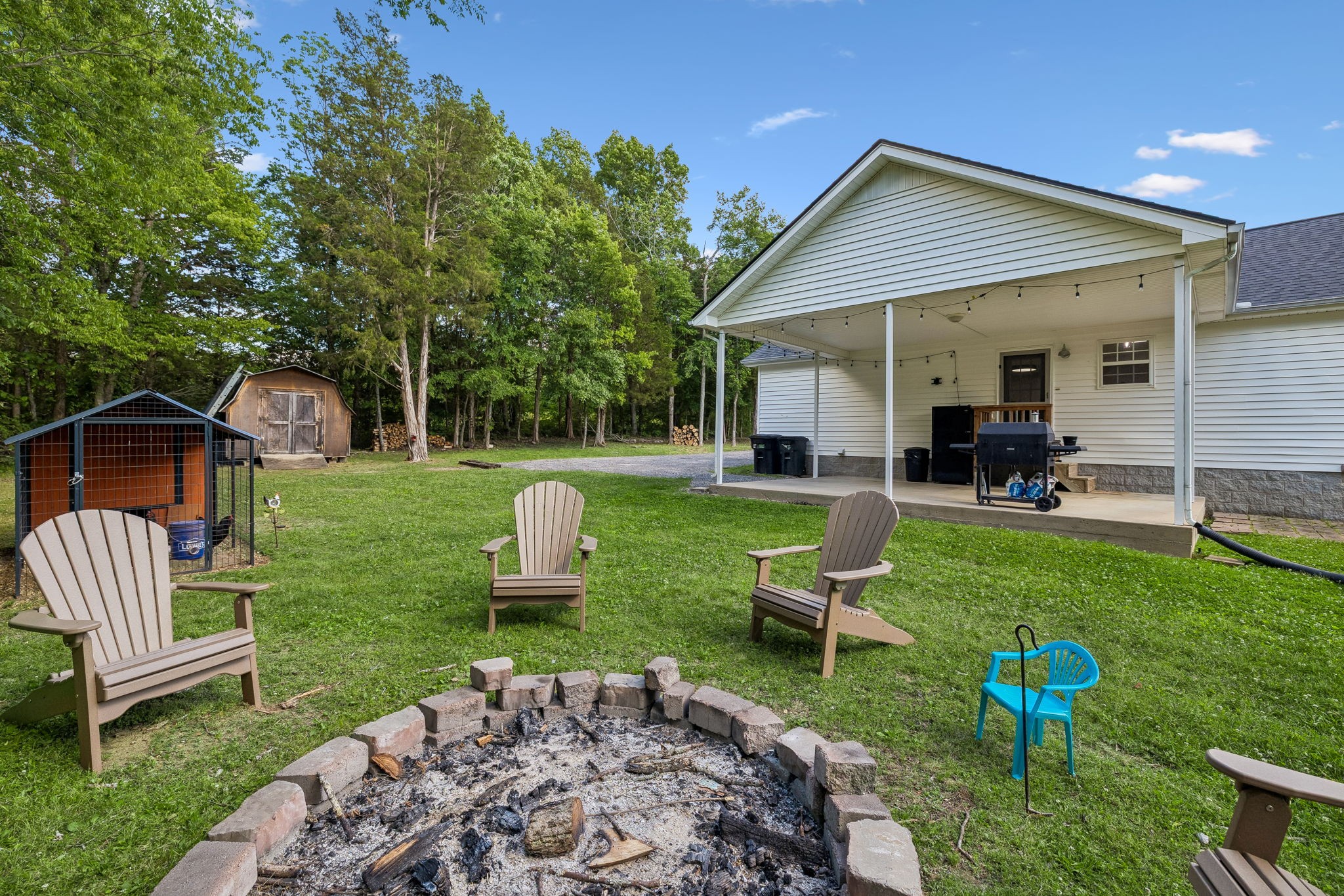 6456 Brandy Ln