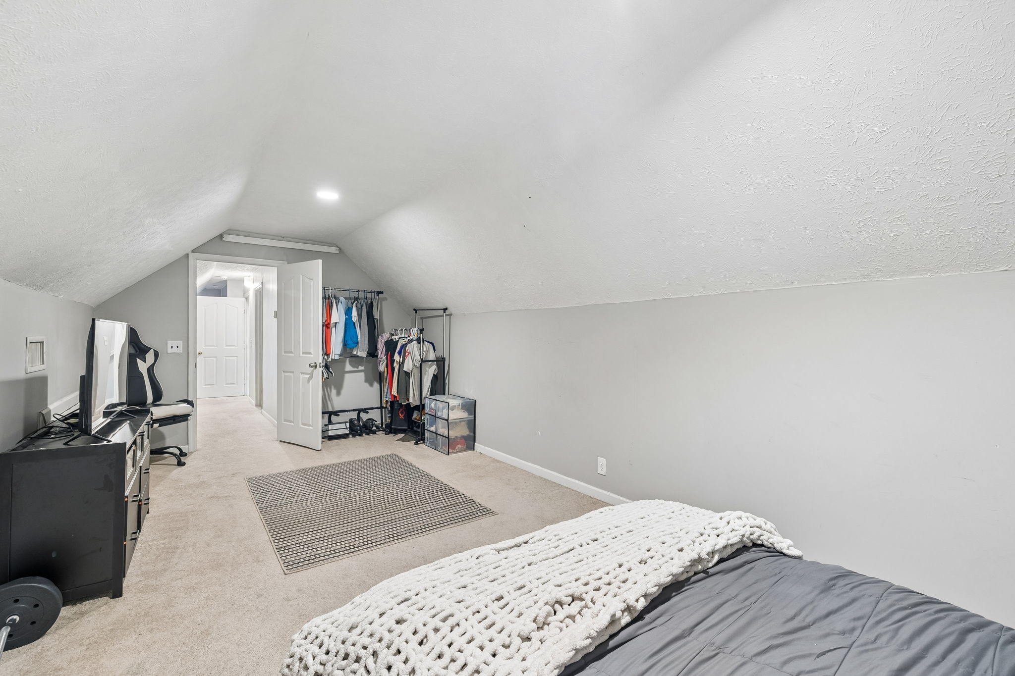 111 Ridgepark Ct