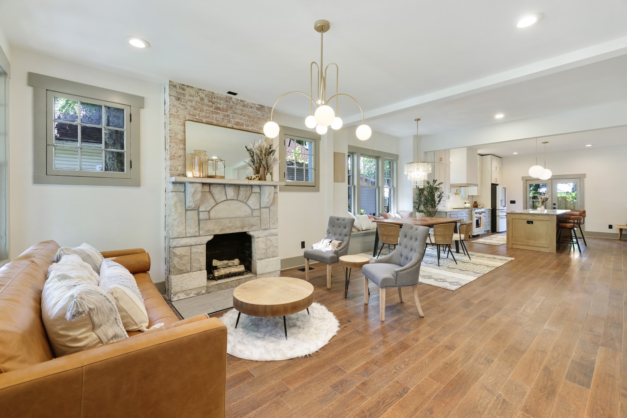 1408 Douglas Ave