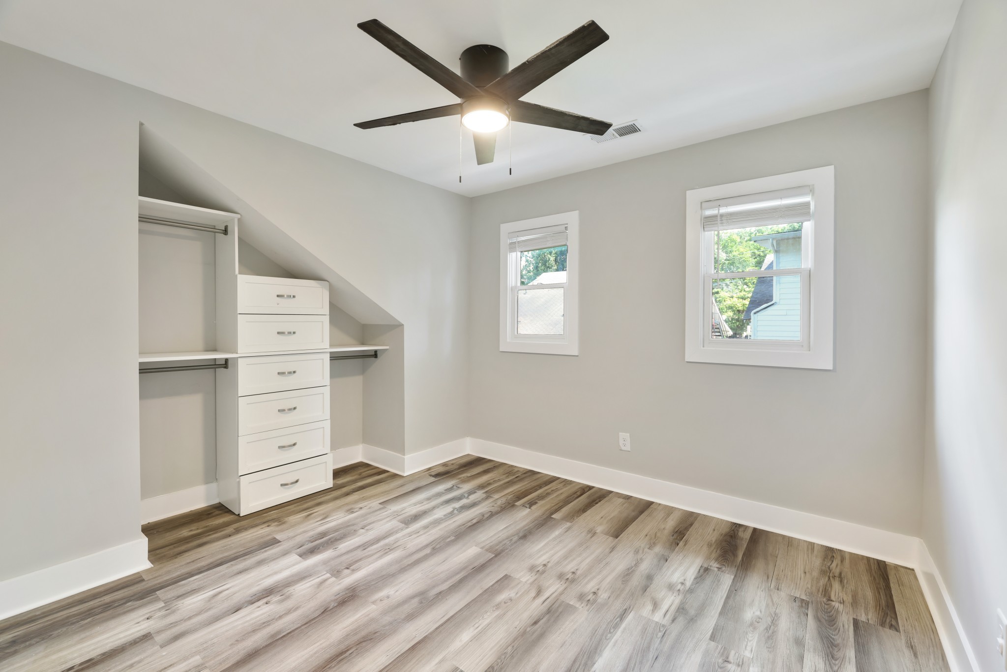 1408 Douglas Ave
