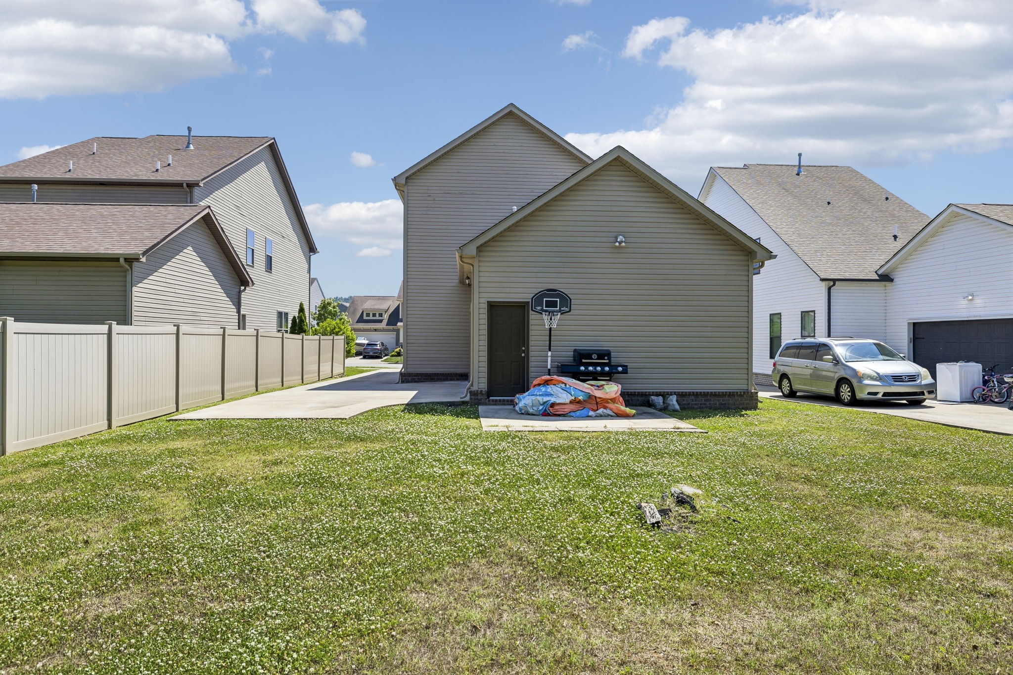 1649 Brockton Ln