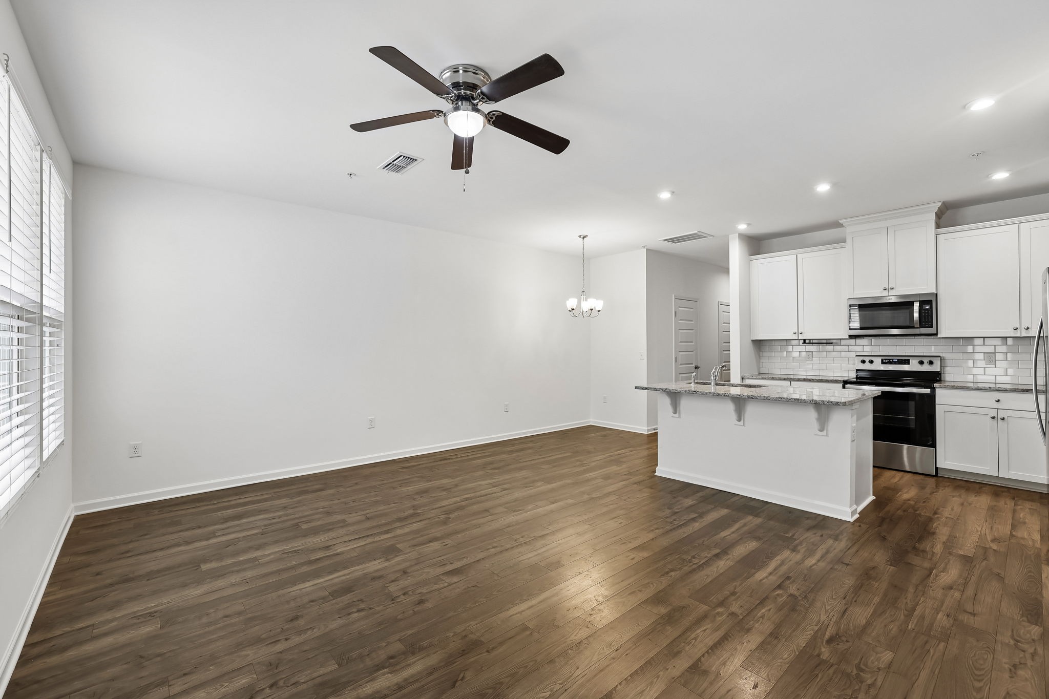 3307 Deerchase Cir