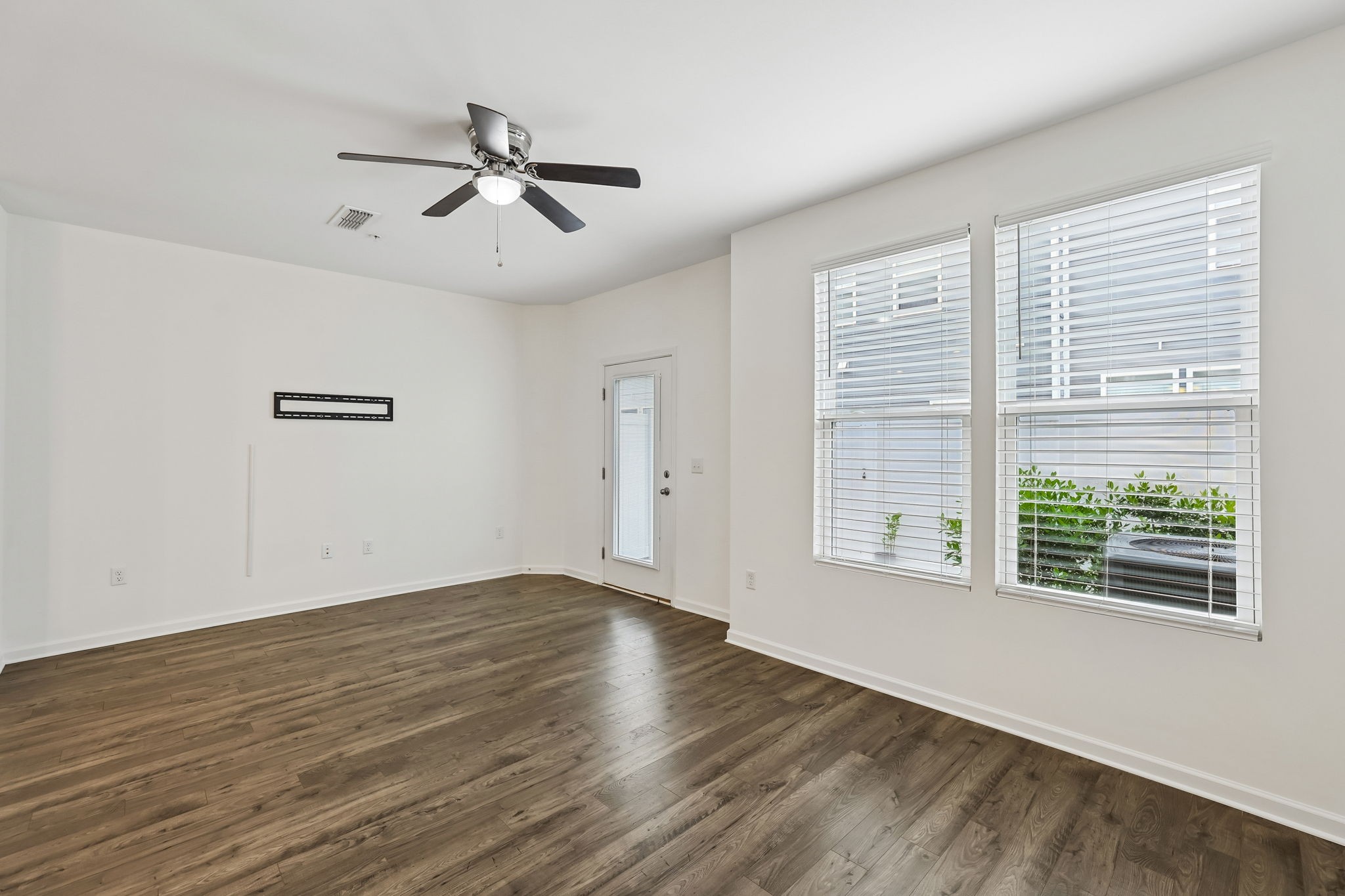3307 Deerchase Cir